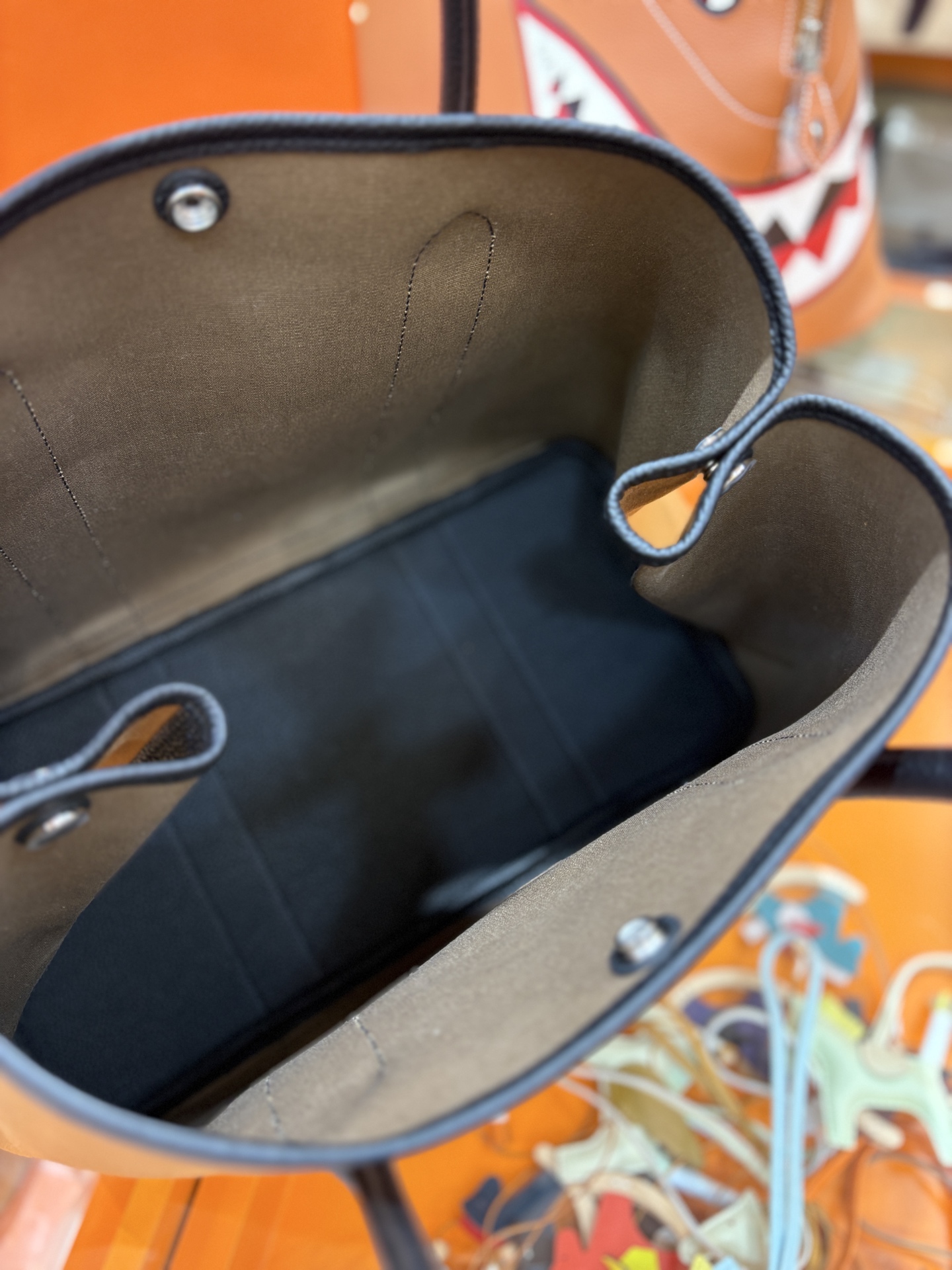 Cheap Hermes  AAA Quality Handbags in 210692, $140 USD- [IB210692] - Replica Hermes  AAA Quality Handbags