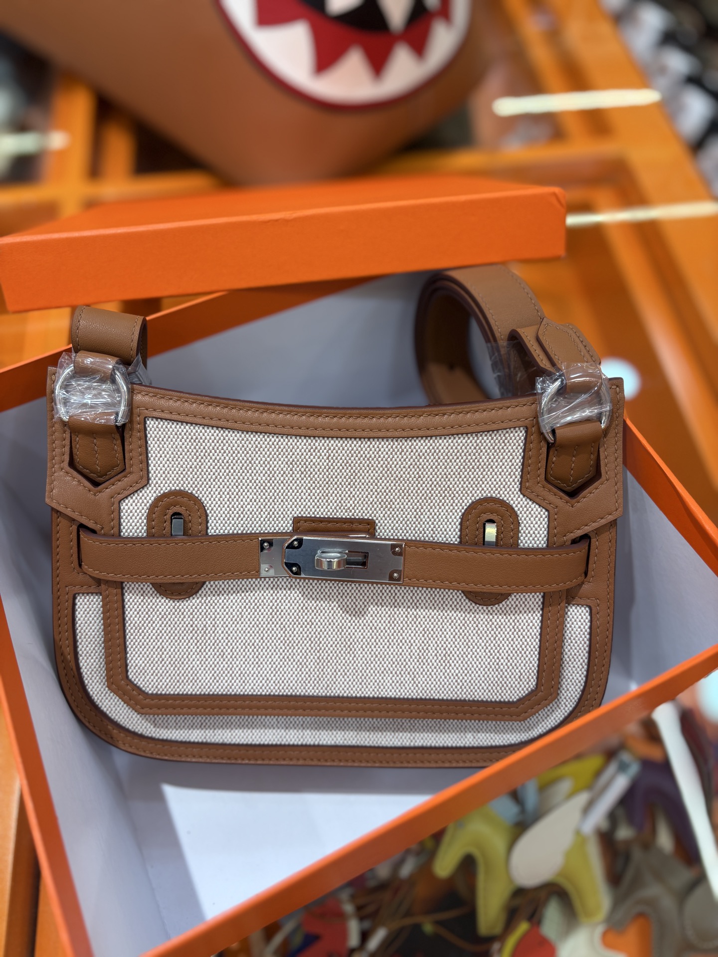 Cheap Hermes  AAA Quality Handbags in 210695, $135 USD- [IB210695] - Replica Hermes  AAA Quality Handbags