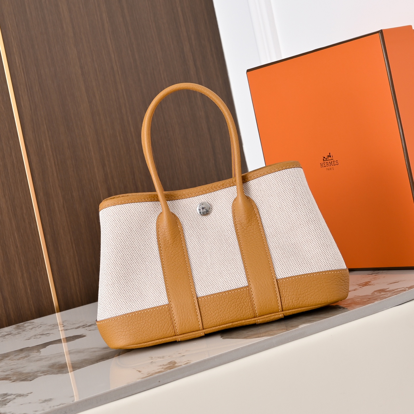 Cheap Hermes  AAA Quality Handbags in 210727, $125 USD- [IB210727] - Replica Hermes  AAA Quality Handbags