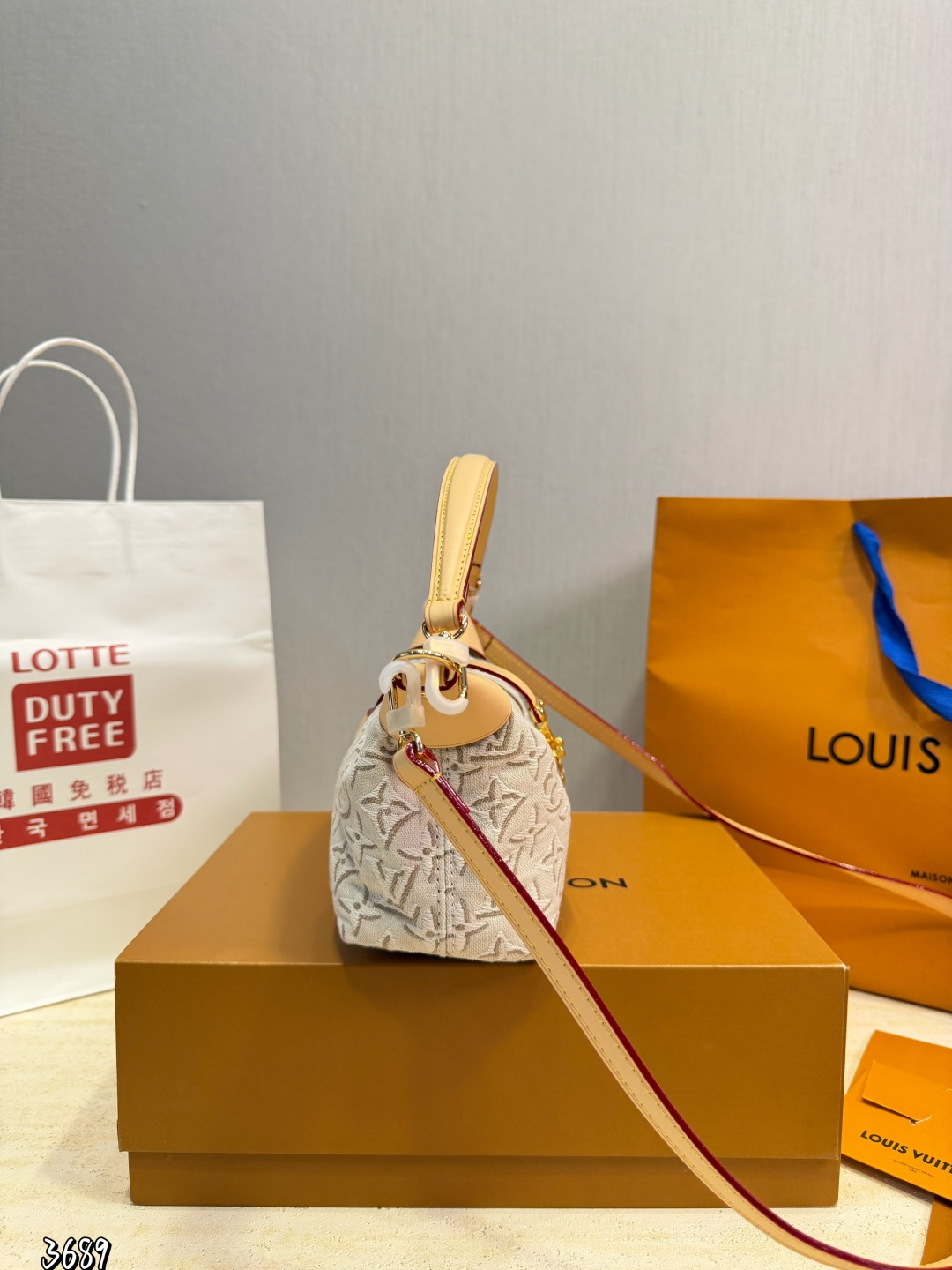 Cheap Louis Vuitton AAA Quality Handbags in 210788, $85 USD- [IB210788] - Replica Louis Vuitton AAA Quality Handbags
