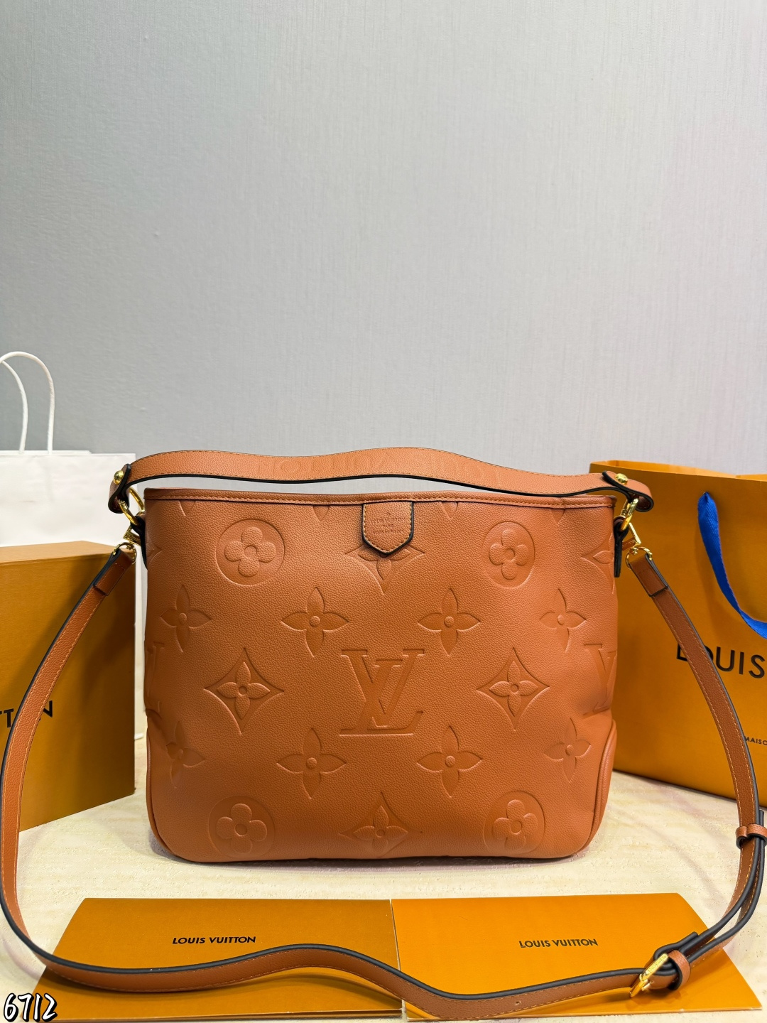 Cheap Louis Vuitton AAA Quality Handbags in 210790, $90 USD- [IB210790] - Replica Louis Vuitton AAA Quality Handbags
