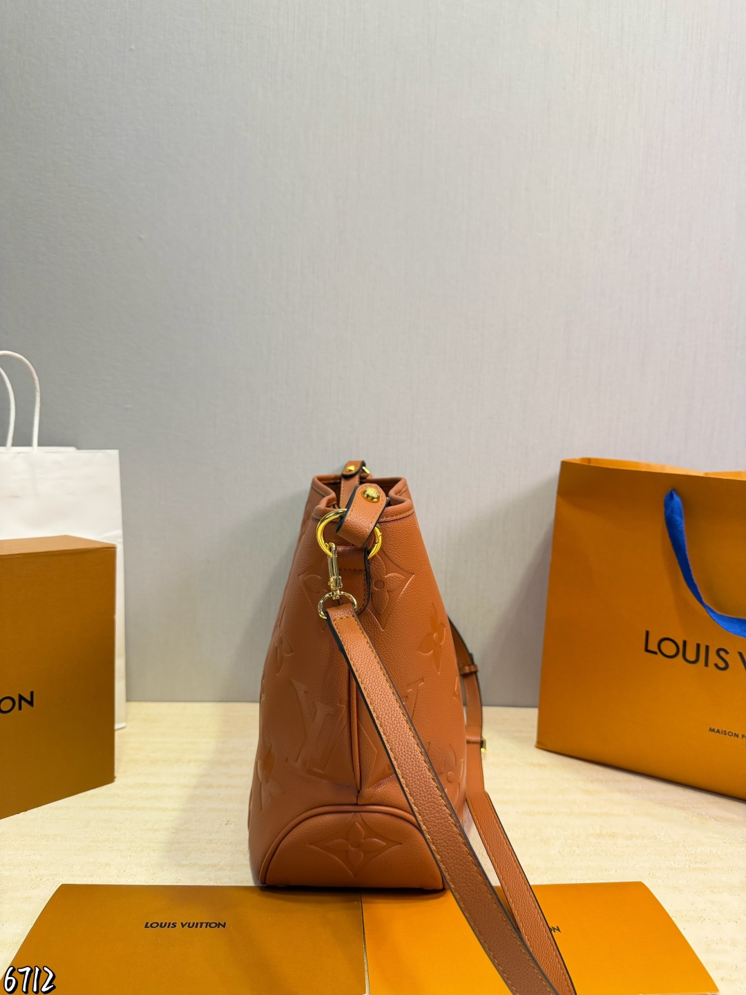 Cheap Louis Vuitton AAA Quality Handbags in 210790, $90 USD- [IB210790] - Replica Louis Vuitton AAA Quality Handbags