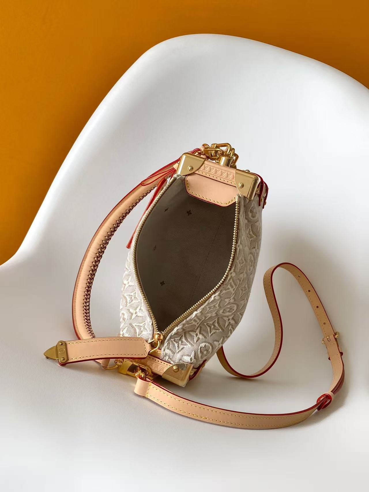 Cheap Louis Vuitton AAA Quality Handbags in 210791, $105 USD- [IB210791] - Replica Louis Vuitton AAA Quality Handbags