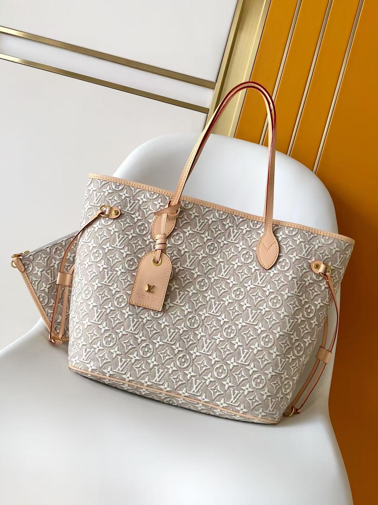 Cheap Louis Vuitton AAA Quality Handbags in 210793, $90 USD- [IB210793] - Replica Louis Vuitton AAA Quality Handbags