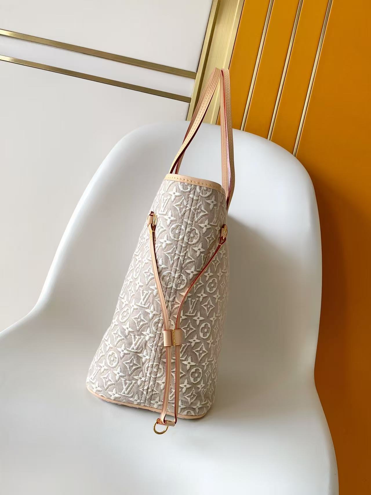 Cheap Louis Vuitton AAA Quality Handbags in 210793, $90 USD- [IB210793] - Replica Louis Vuitton AAA Quality Handbags