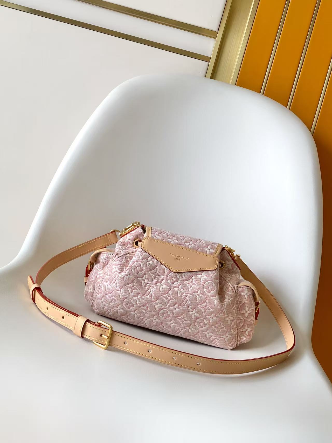 Cheap Louis Vuitton AAA Quality Handbags in 210795, $85 USD- [IB210795] - Replica Louis Vuitton AAA Quality Handbags