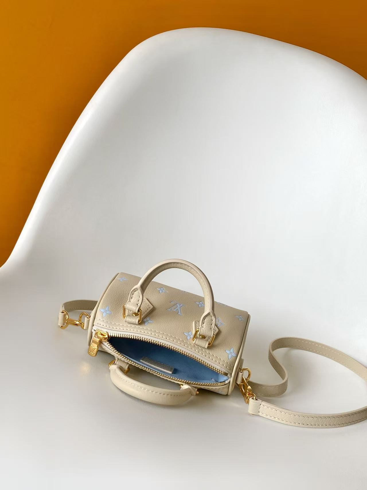 Cheap Louis Vuitton AAA Quality Handbags in 210800, $75 USD- [IB210800] - Replica Louis Vuitton AAA Quality Handbags