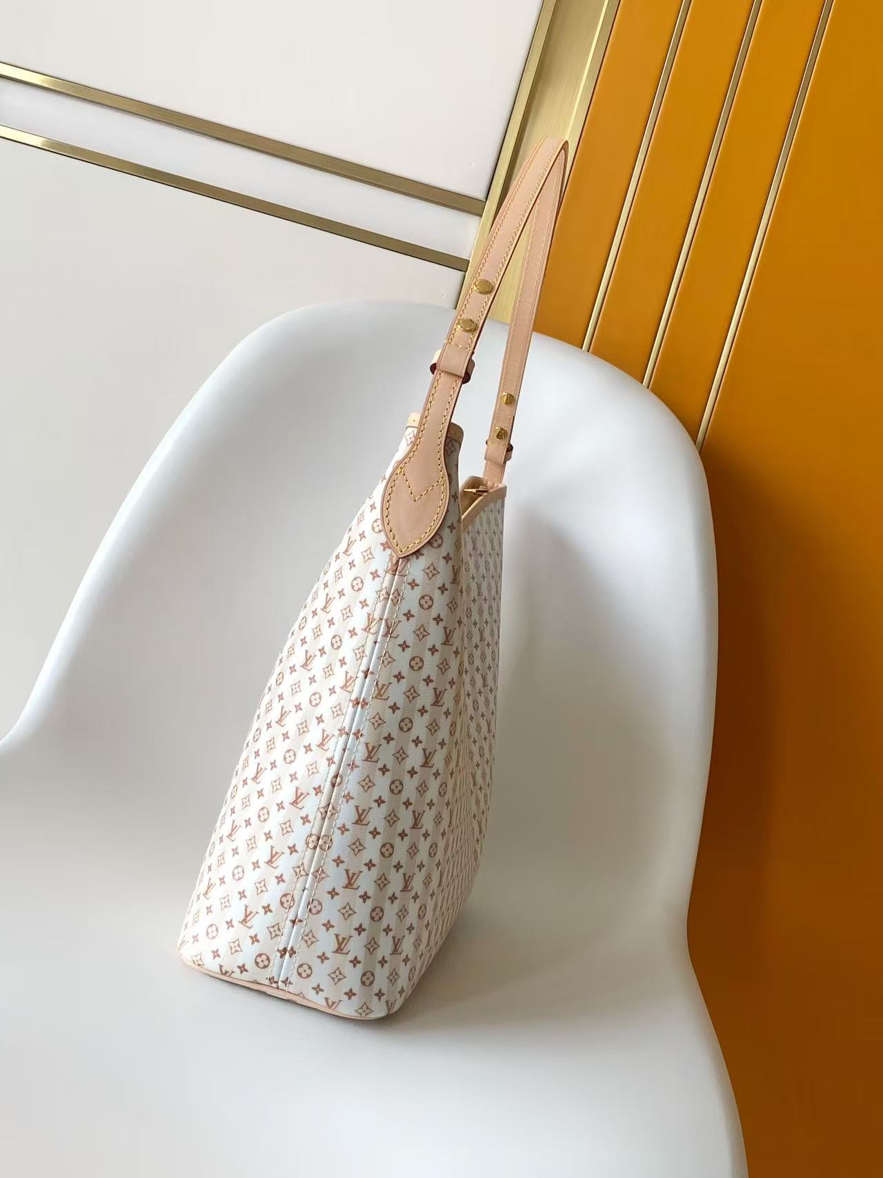 Cheap Louis Vuitton AAA Quality Handbags in 210801, $80 USD- [IB210801] - Replica Louis Vuitton AAA Quality Handbags