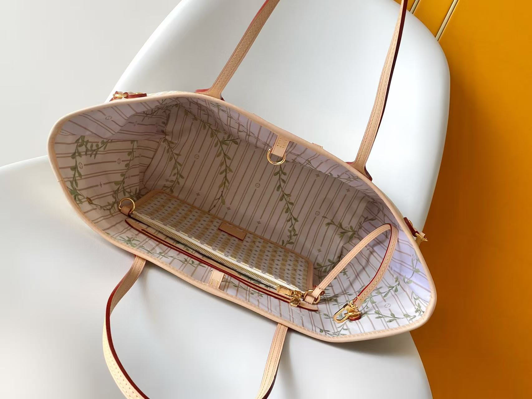 Cheap Louis Vuitton AAA Quality Handbags in 210802, $90 USD- [IB210802] - Replica Louis Vuitton AAA Quality Handbags