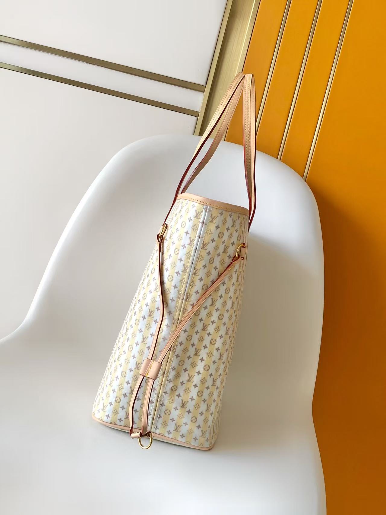 Cheap Louis Vuitton AAA Quality Handbags in 210802, $90 USD- [IB210802] - Replica Louis Vuitton AAA Quality Handbags