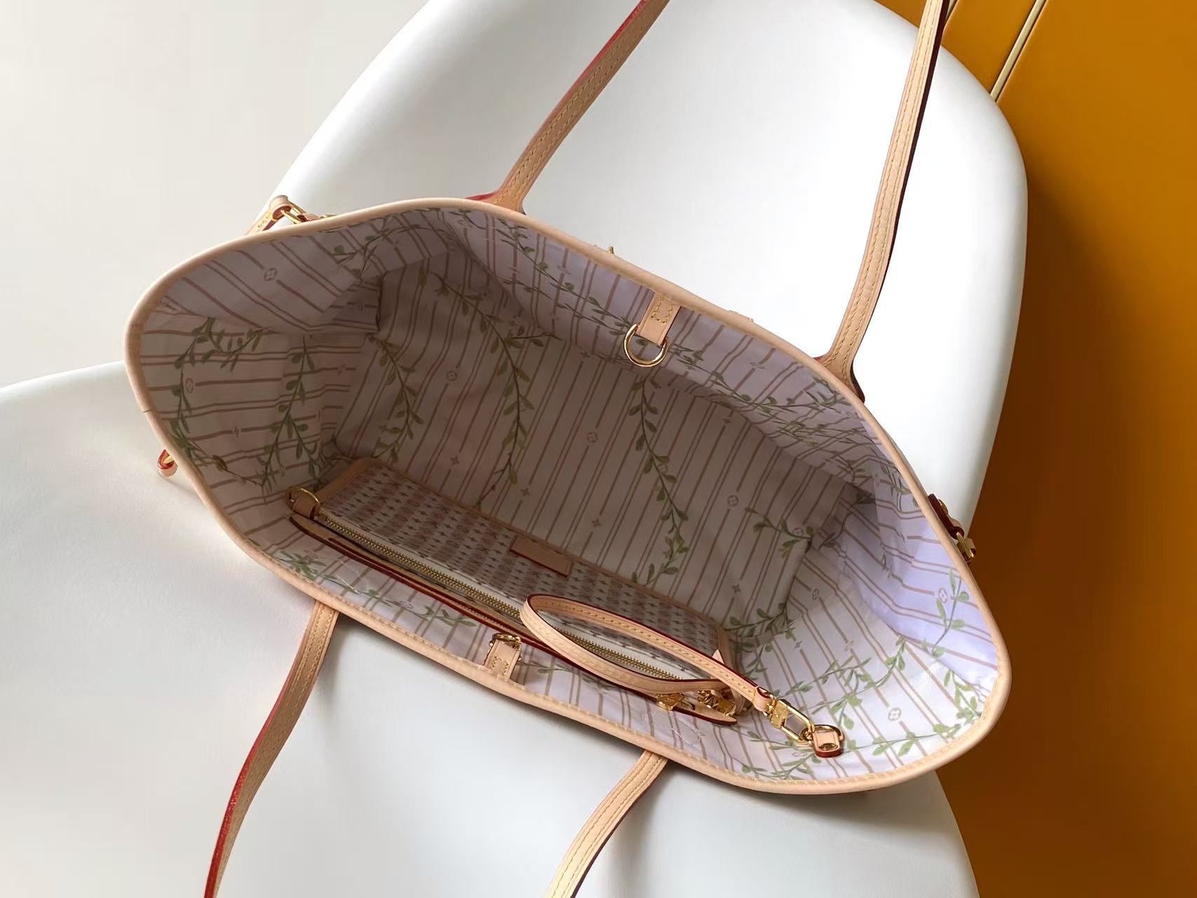 Cheap Louis Vuitton AAA Quality Handbags in 210803, $90 USD- [IB210803] - Replica Louis Vuitton AAA Quality Handbags