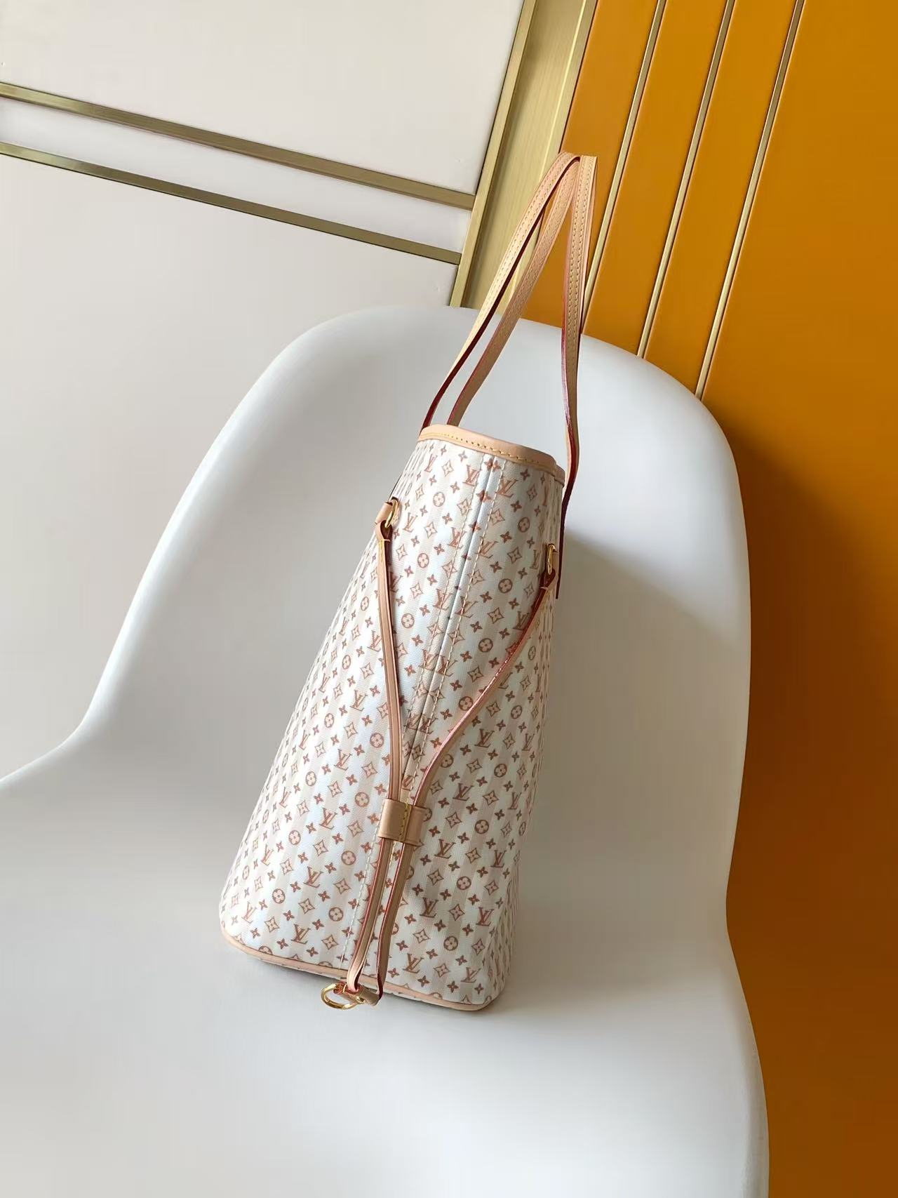 Cheap Louis Vuitton AAA Quality Handbags in 210803, $90 USD- [IB210803] - Replica Louis Vuitton AAA Quality Handbags
