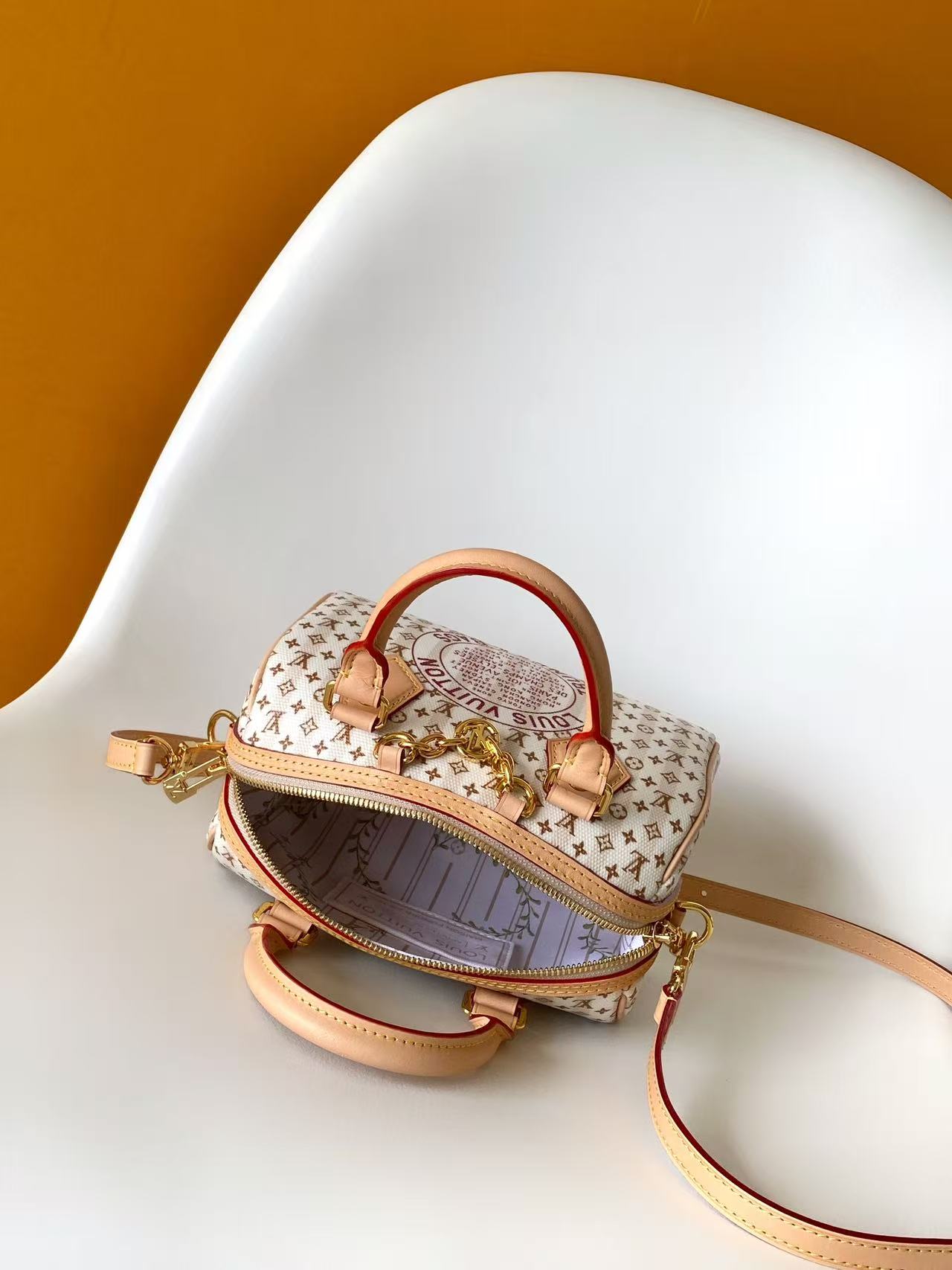 Cheap Louis Vuitton AAA Quality Handbags in 210805, $75 USD- [IB210805] - Replica Louis Vuitton AAA Quality Handbags