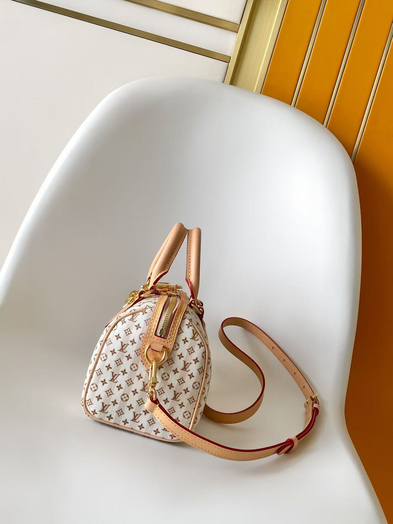 Cheap Louis Vuitton AAA Quality Handbags in 210805, $75 USD- [IB210805] - Replica Louis Vuitton AAA Quality Handbags