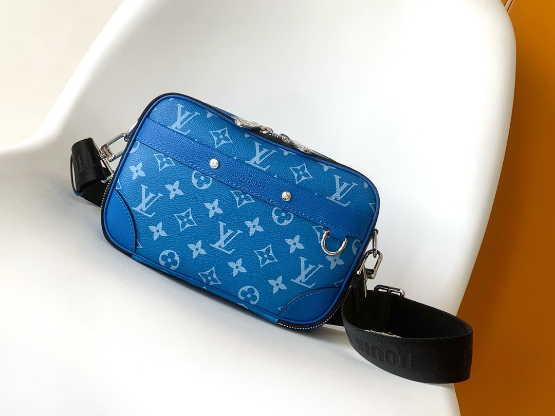 Cheap Louis Vuitton AAA+++ bags For Men in 210810, $65 USD- [IB210810] - Replica Louis Vuitton AAA+++ bags For Men