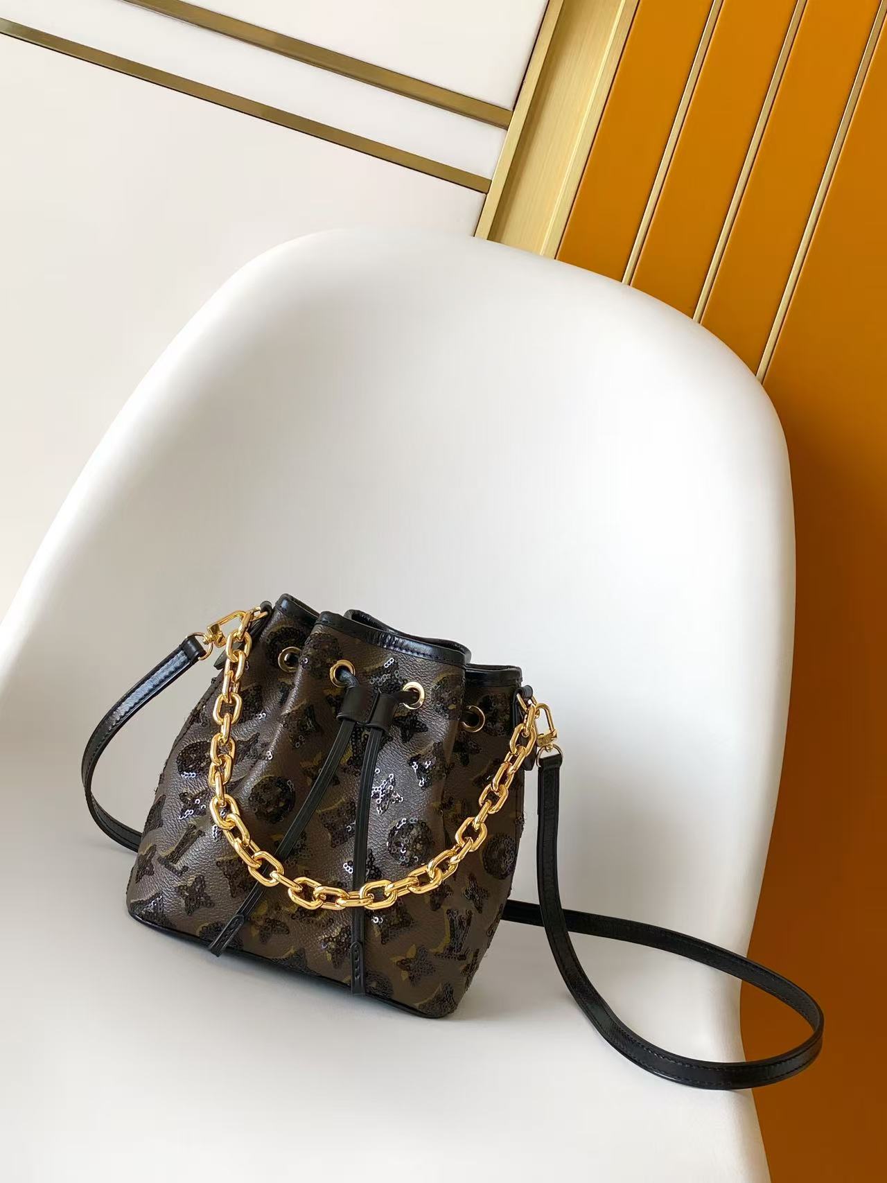 Cheap Louis Vuitton AAA Quality Handbags in 210822, $85 USD- [IB210822] - Replica Louis Vuitton AAA Quality Handbags