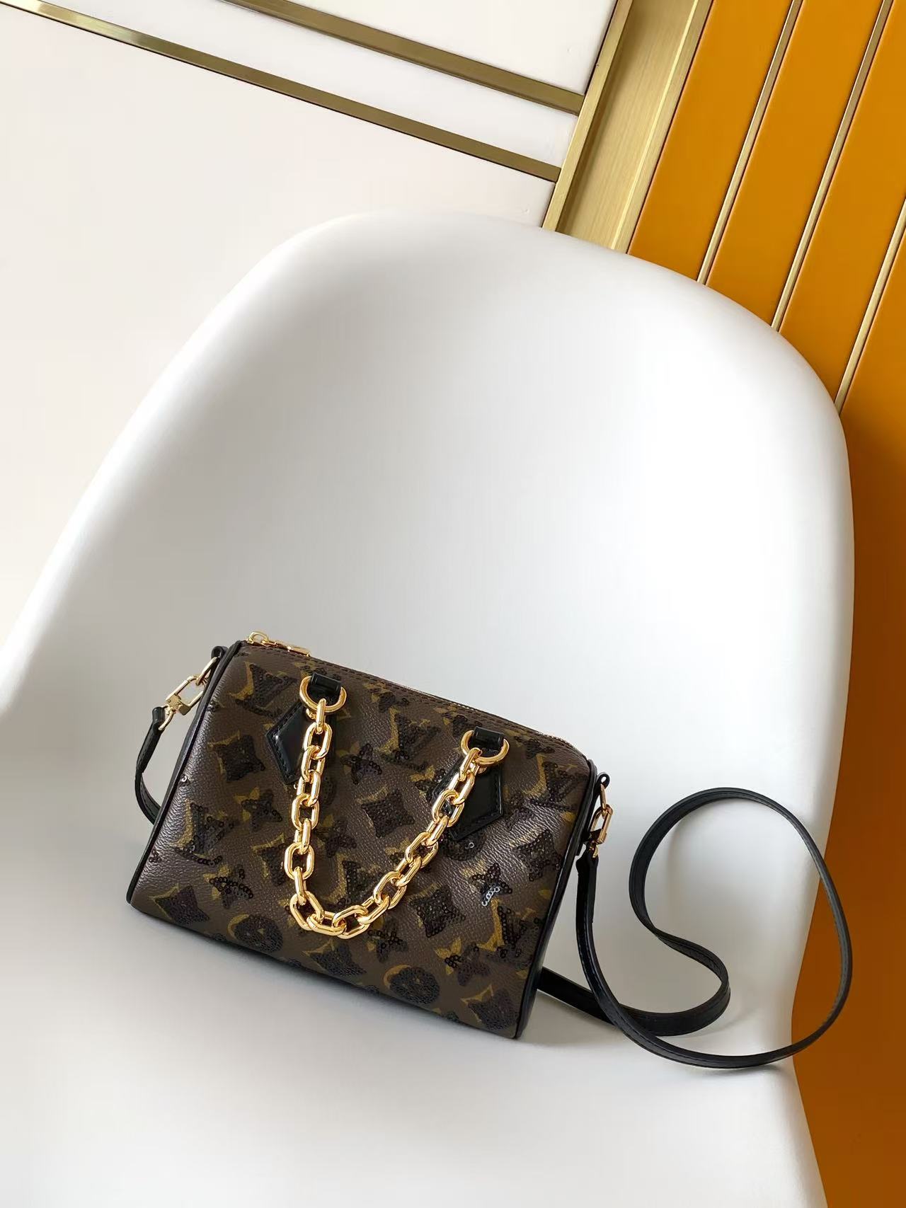 Cheap Louis Vuitton AAA Quality Handbags in 210823, $85 USD- [IB210823] - Replica Louis Vuitton AAA Quality Handbags
