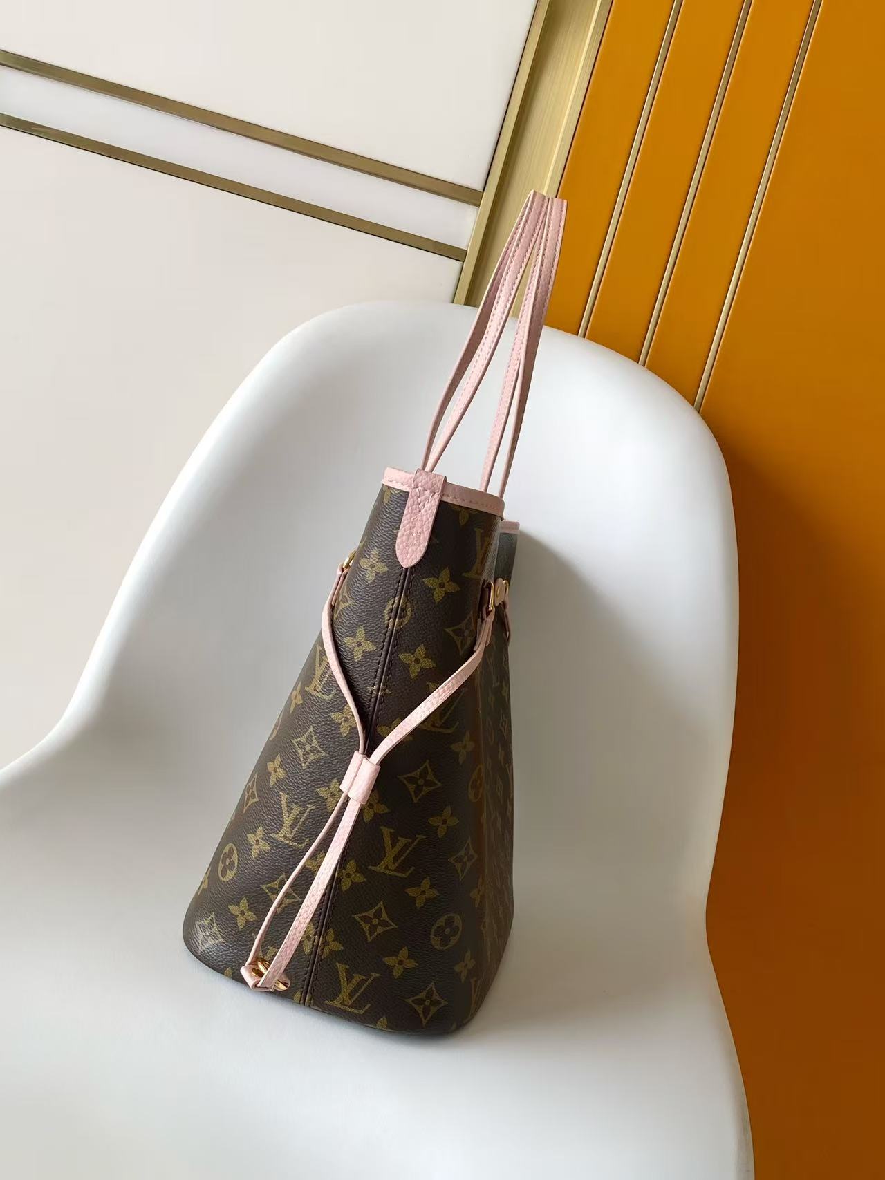 Cheap Louis Vuitton AAA Quality Handbags in 210824, $85 USD- [IB210824] - Replica Louis Vuitton AAA Quality Handbags