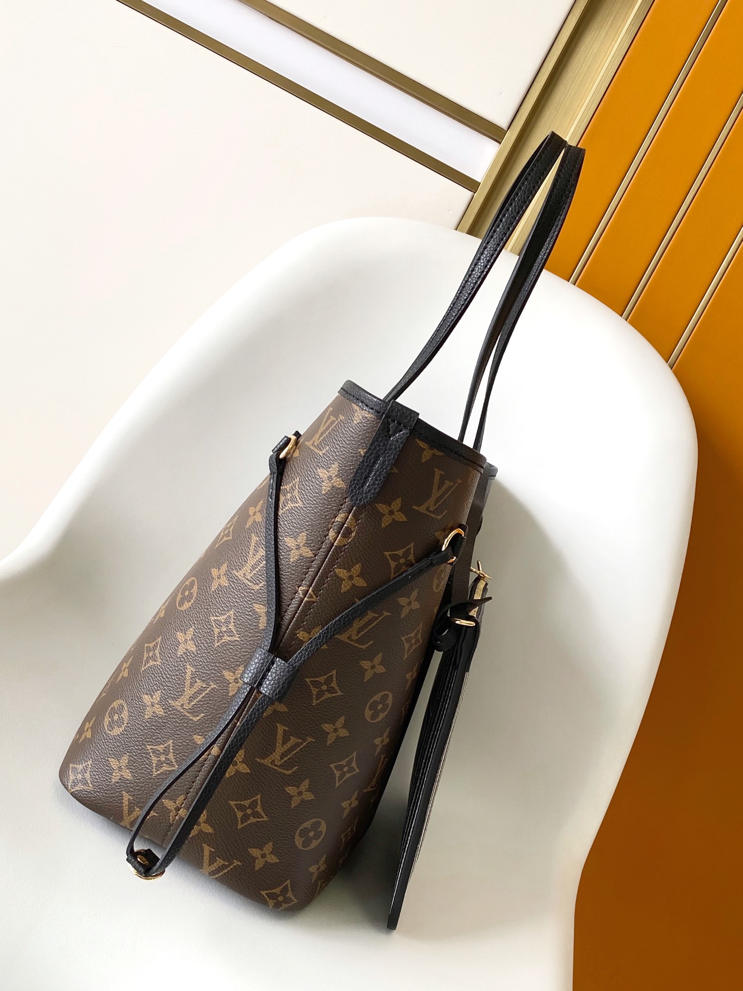 Cheap Louis Vuitton AAA Quality Handbags in 210827, $85 USD- [IB210827] - Replica Louis Vuitton AAA Quality Handbags
