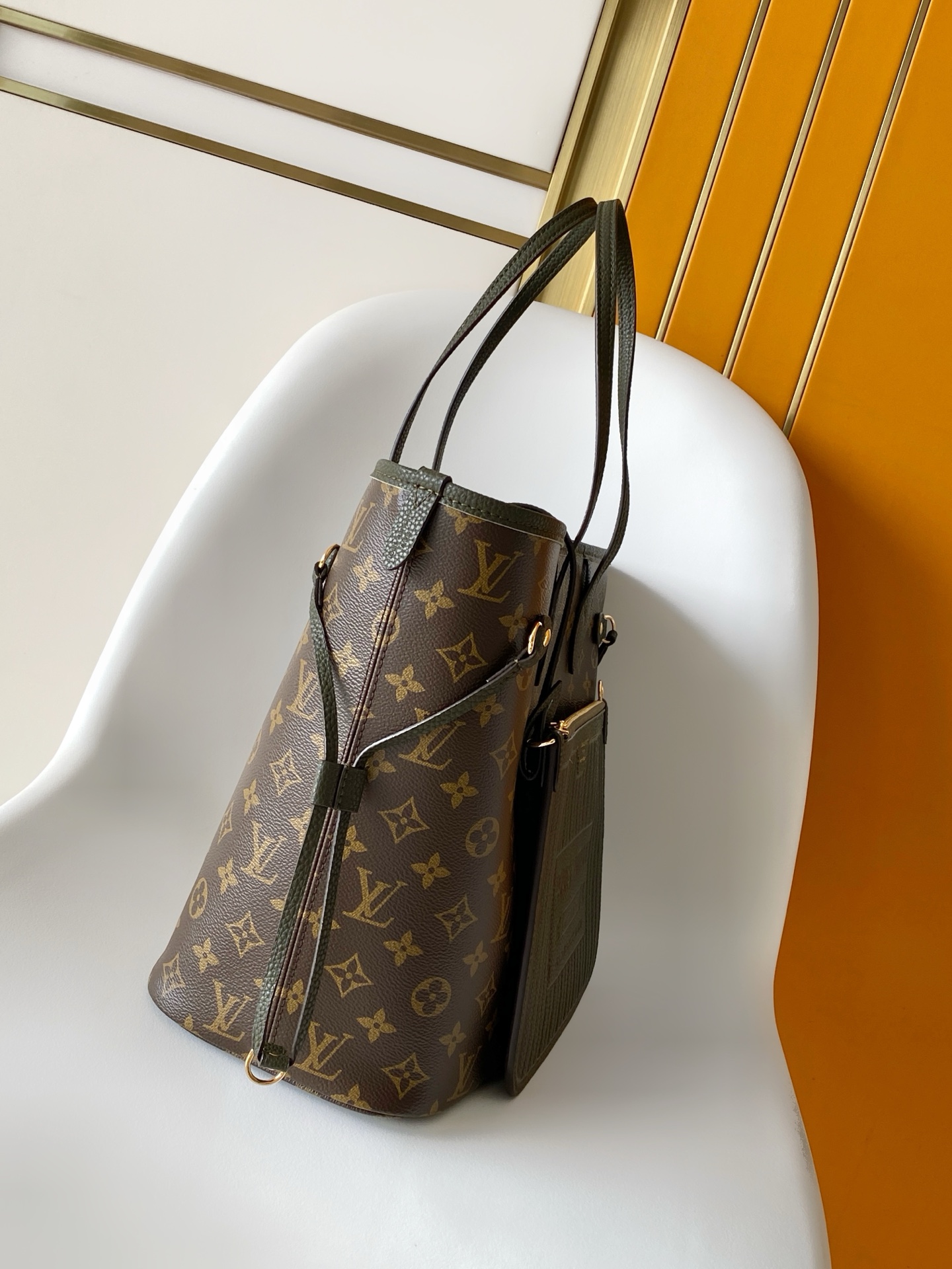 Cheap Louis Vuitton AAA Quality Handbags in 210831, $85 USD- [IB210831] - Replica Louis Vuitton AAA Quality Handbags