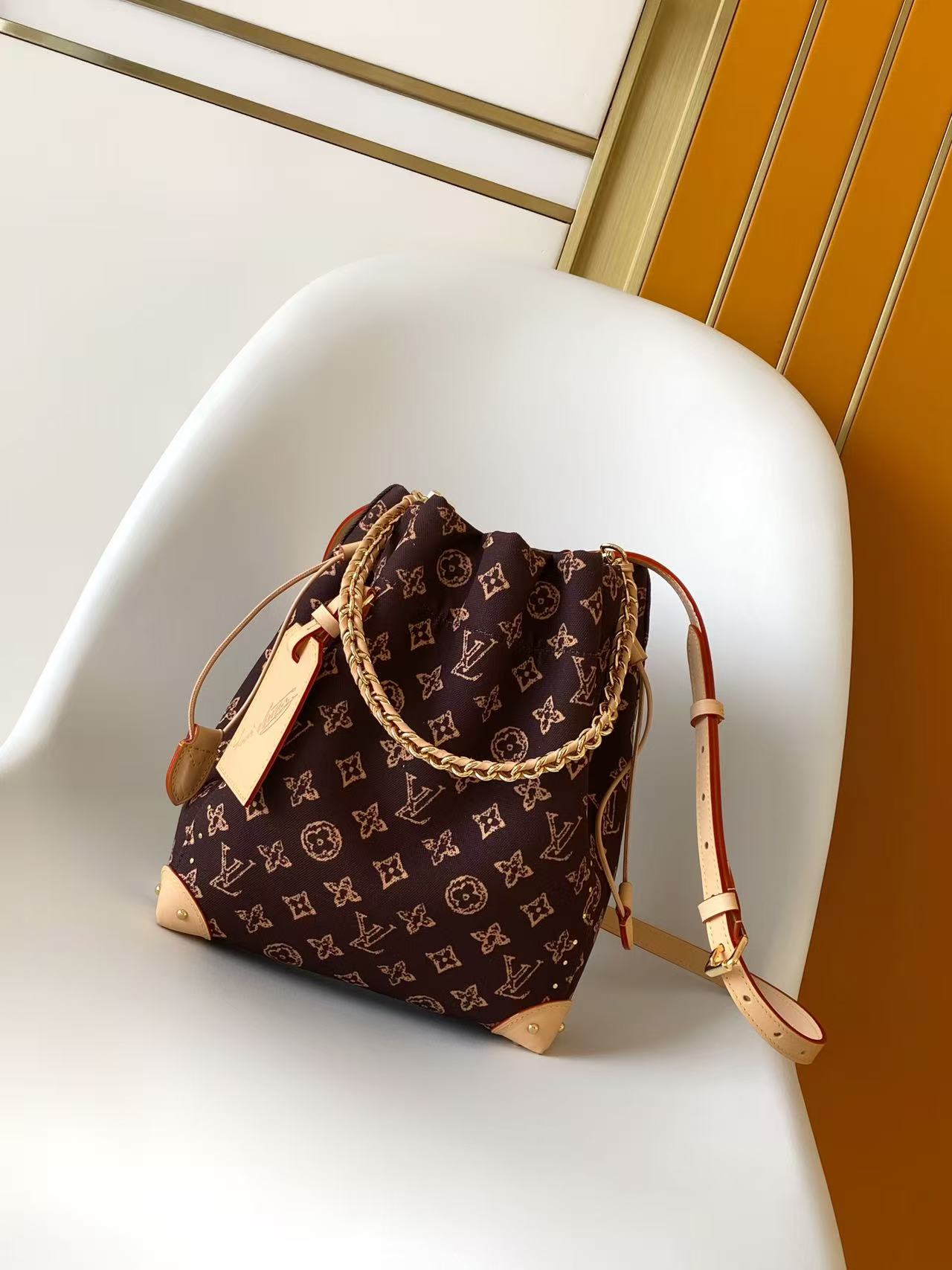 Cheap Louis Vuitton AAA Quality Handbags in 210832, $80 USD- [IB210832] - Replica Louis Vuitton AAA Quality Handbags