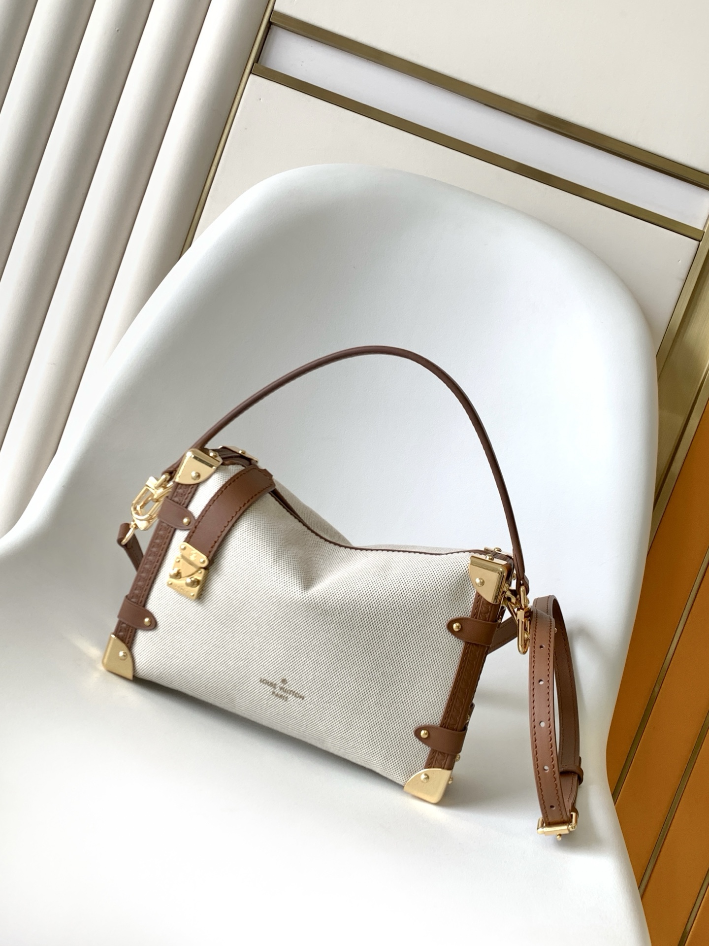 Cheap Louis Vuitton AAA Quality Handbags in 210835, $95 USD- [IB210835] - Replica Louis Vuitton AAA Quality Handbags