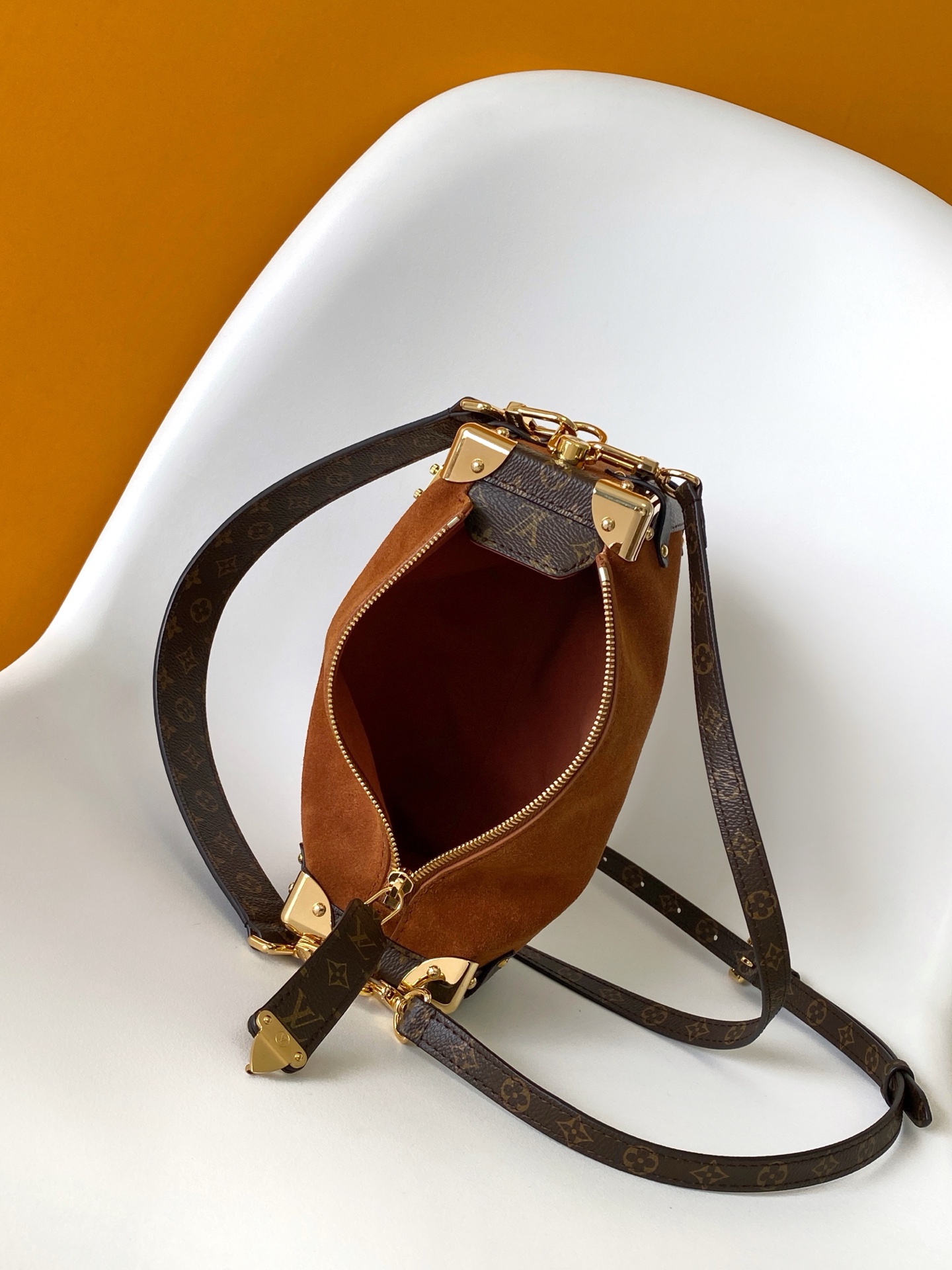 Cheap Louis Vuitton AAA Quality Handbags in 210838, $95 USD- [IB210838] - Replica Louis Vuitton AAA Quality Handbags