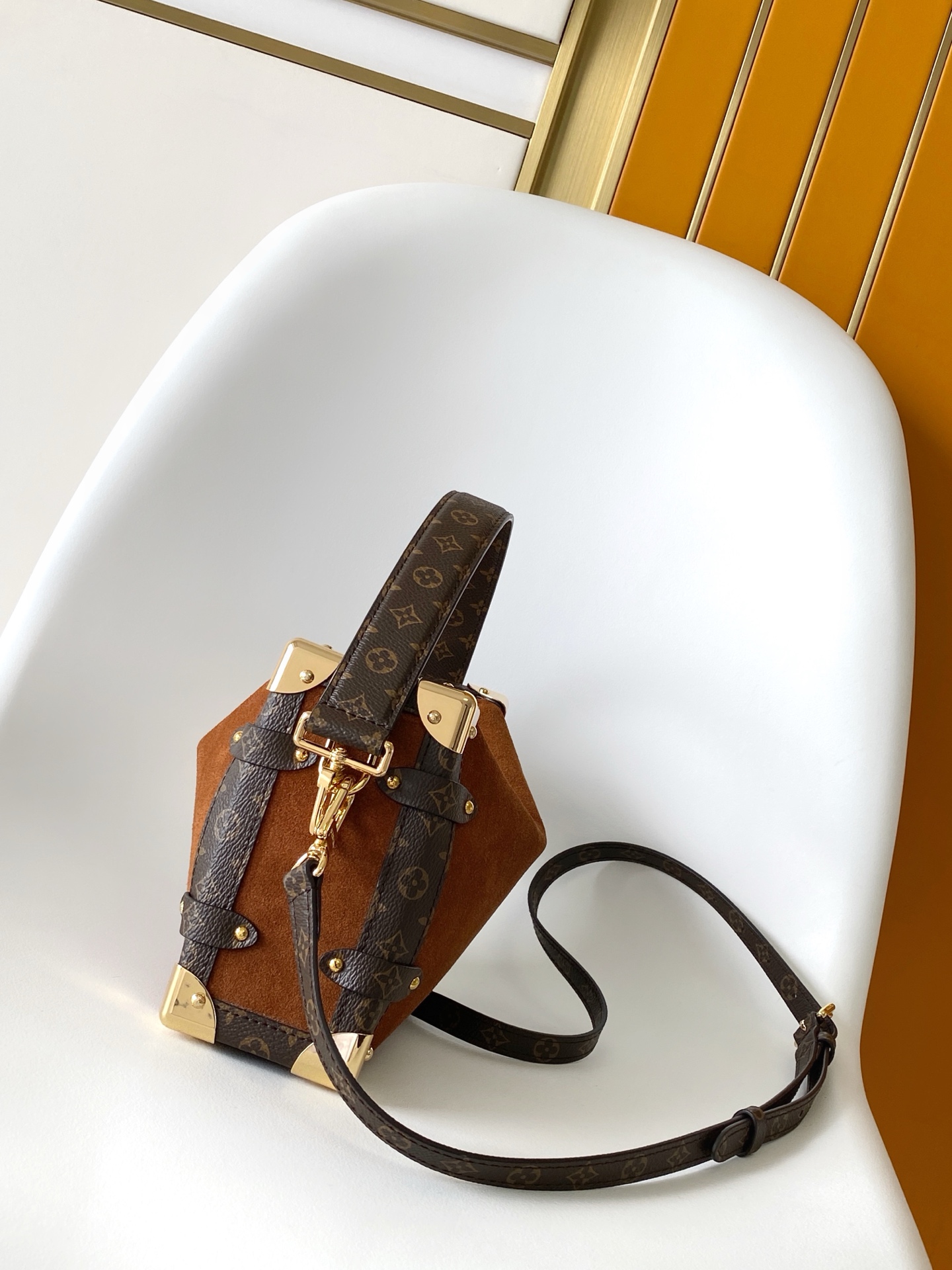 Cheap Louis Vuitton AAA Quality Handbags in 210838, $95 USD- [IB210838] - Replica Louis Vuitton AAA Quality Handbags