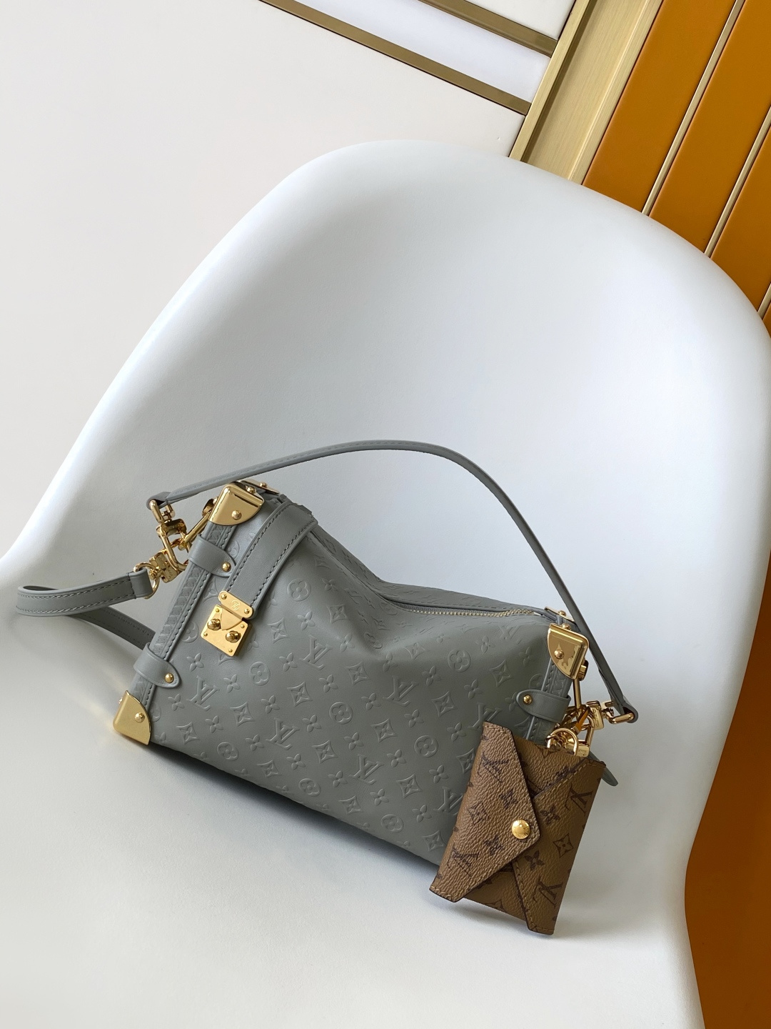 Cheap Louis Vuitton AAA Quality Handbags in 210839, $105 USD- [IB210839] - Replica Louis Vuitton AAA Quality Handbags