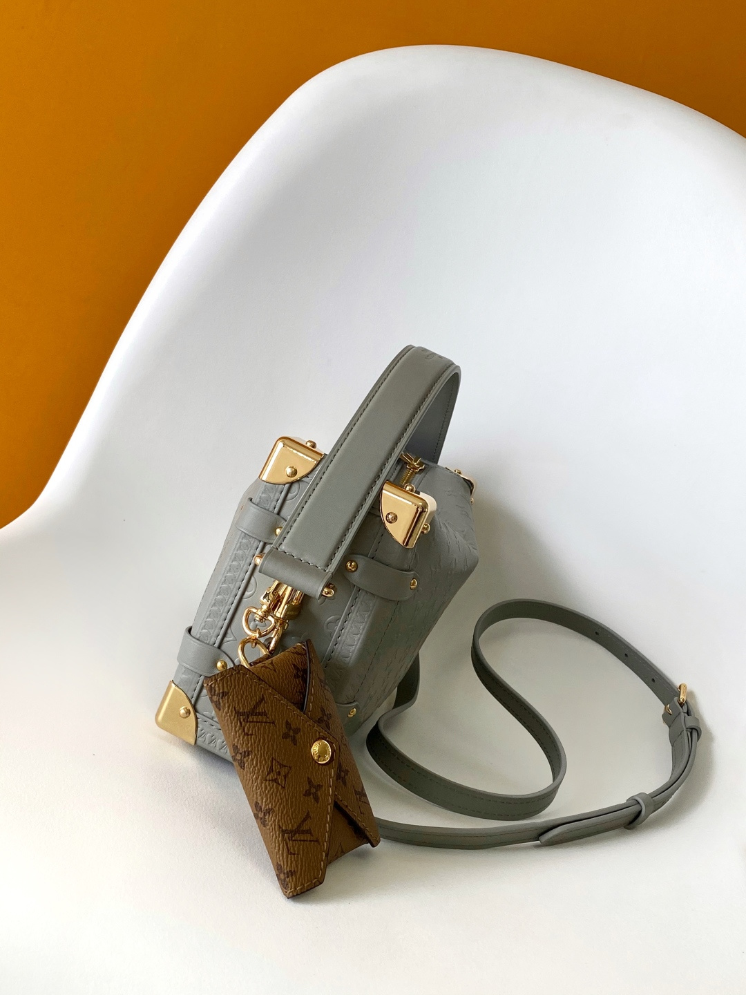 Cheap Louis Vuitton AAA Quality Handbags in 210839, $105 USD- [IB210839] - Replica Louis Vuitton AAA Quality Handbags