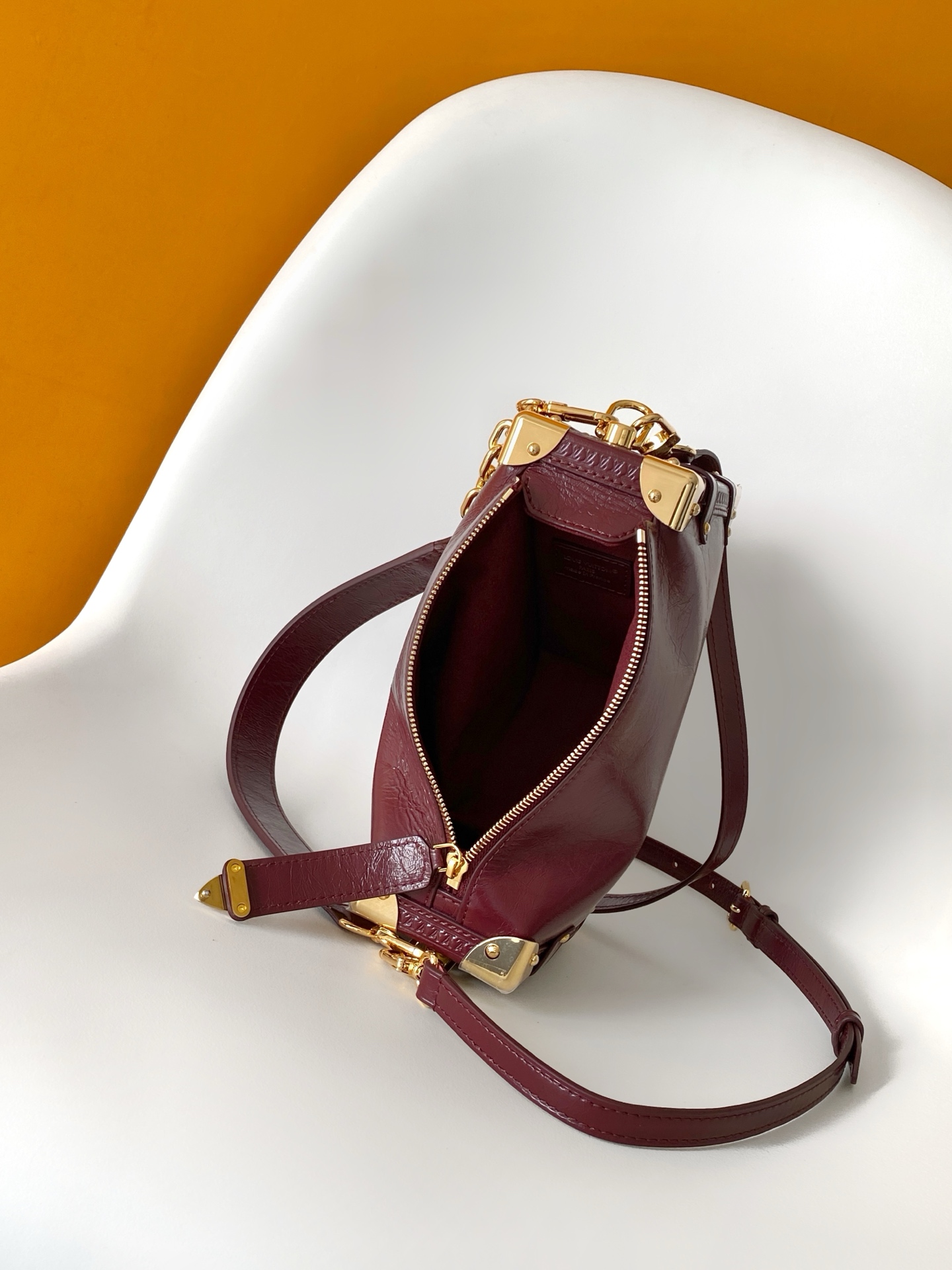 Cheap Louis Vuitton AAA Quality Handbags in 210843, $95 USD- [IB210843] - Replica Louis Vuitton AAA Quality Handbags