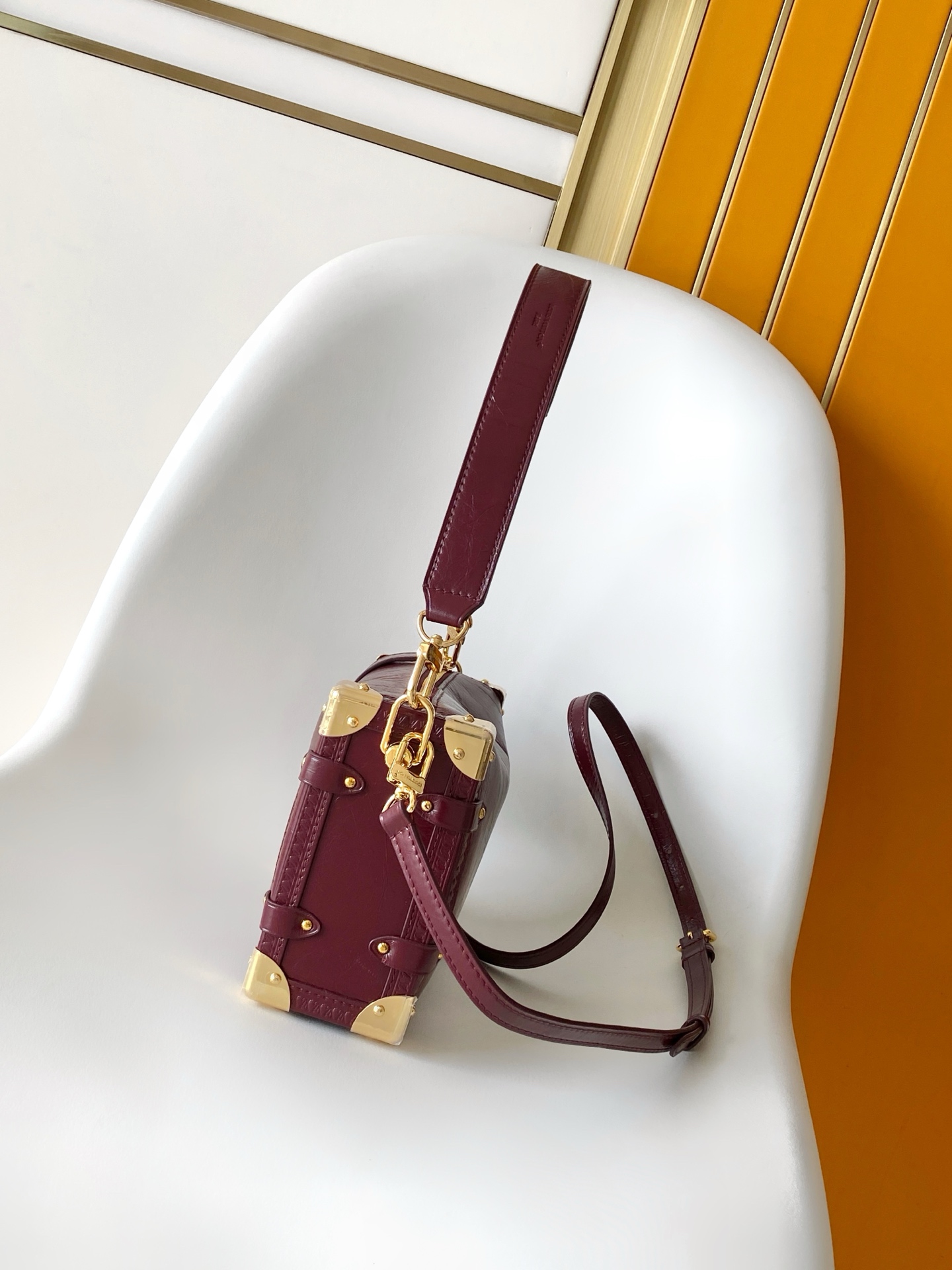 Cheap Louis Vuitton AAA Quality Handbags in 210843, $95 USD- [IB210843] - Replica Louis Vuitton AAA Quality Handbags
