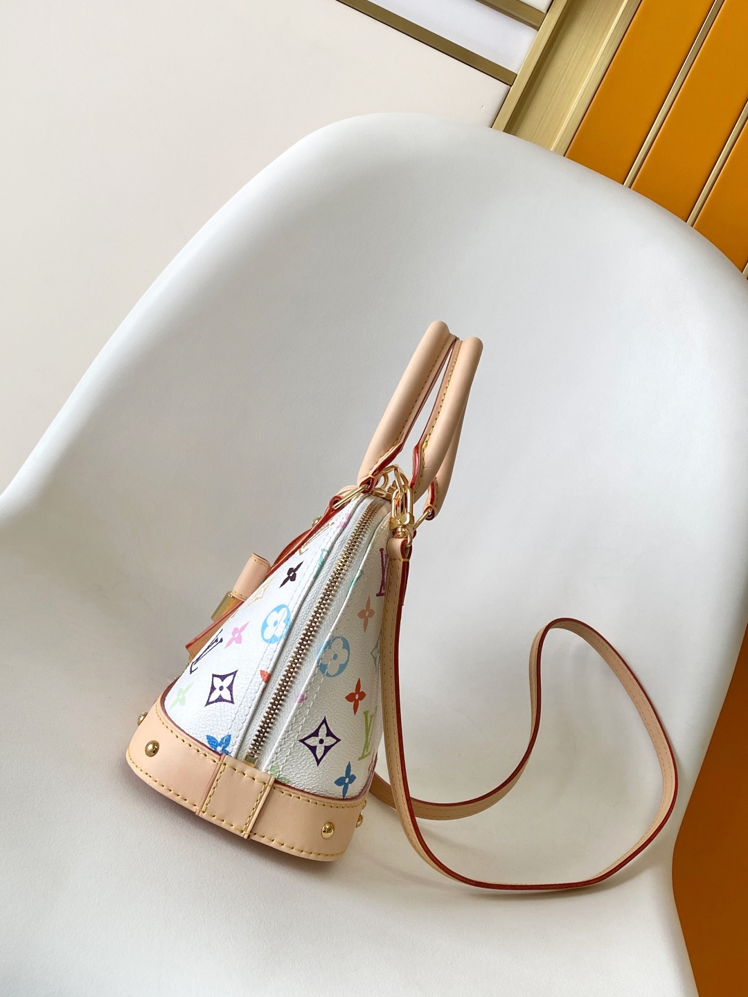 Cheap Louis Vuitton AAA Quality Handbags in 210848, $90 USD- [IB210848] - Replica Louis Vuitton AAA Quality Handbags