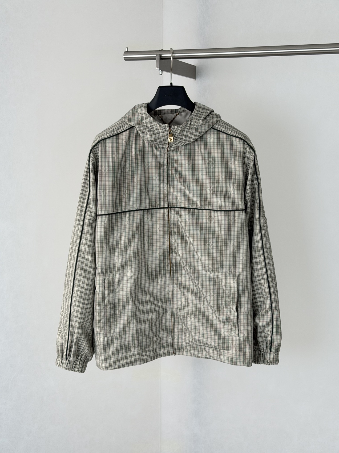 Cheap Louis Vuitton Jackets for Men in 210851, $55 USD- [IB210851] - Replica Louis Vuitton Jackets for Men