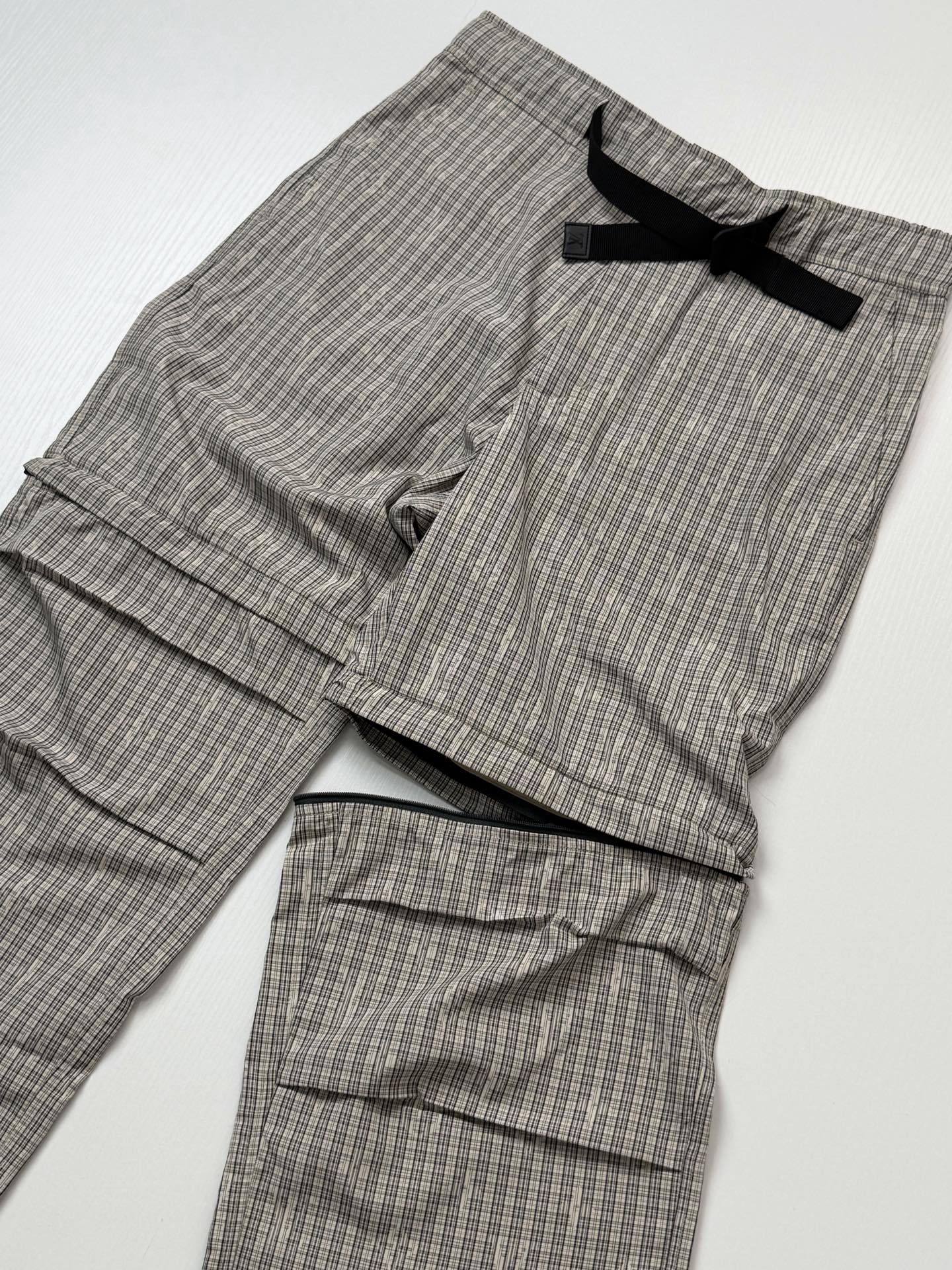 Cheap Louis Vuitton Pants for Men in 210852, $45 USD- [IB210852] - Replica Louis Vuitton Pants for Men