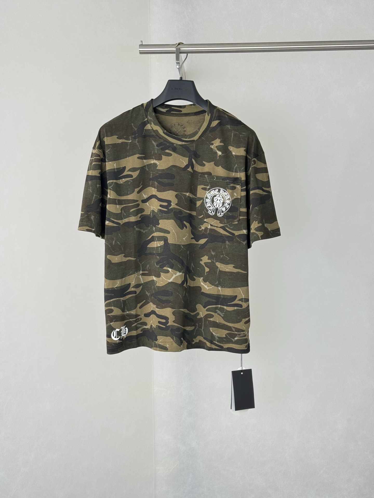 Cheap Chrome Hearts T-shirts for Men in 210855, $35 USD- [IB210855] - Replica Chrome Hearts T-shirts for Men