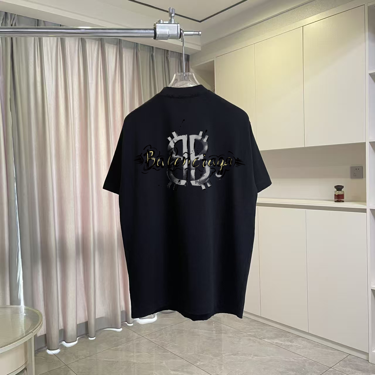 Cheap Balenciaga T-shirts in 210938, $35 USD- [IB210938] - Replica Balenciaga T-shirts