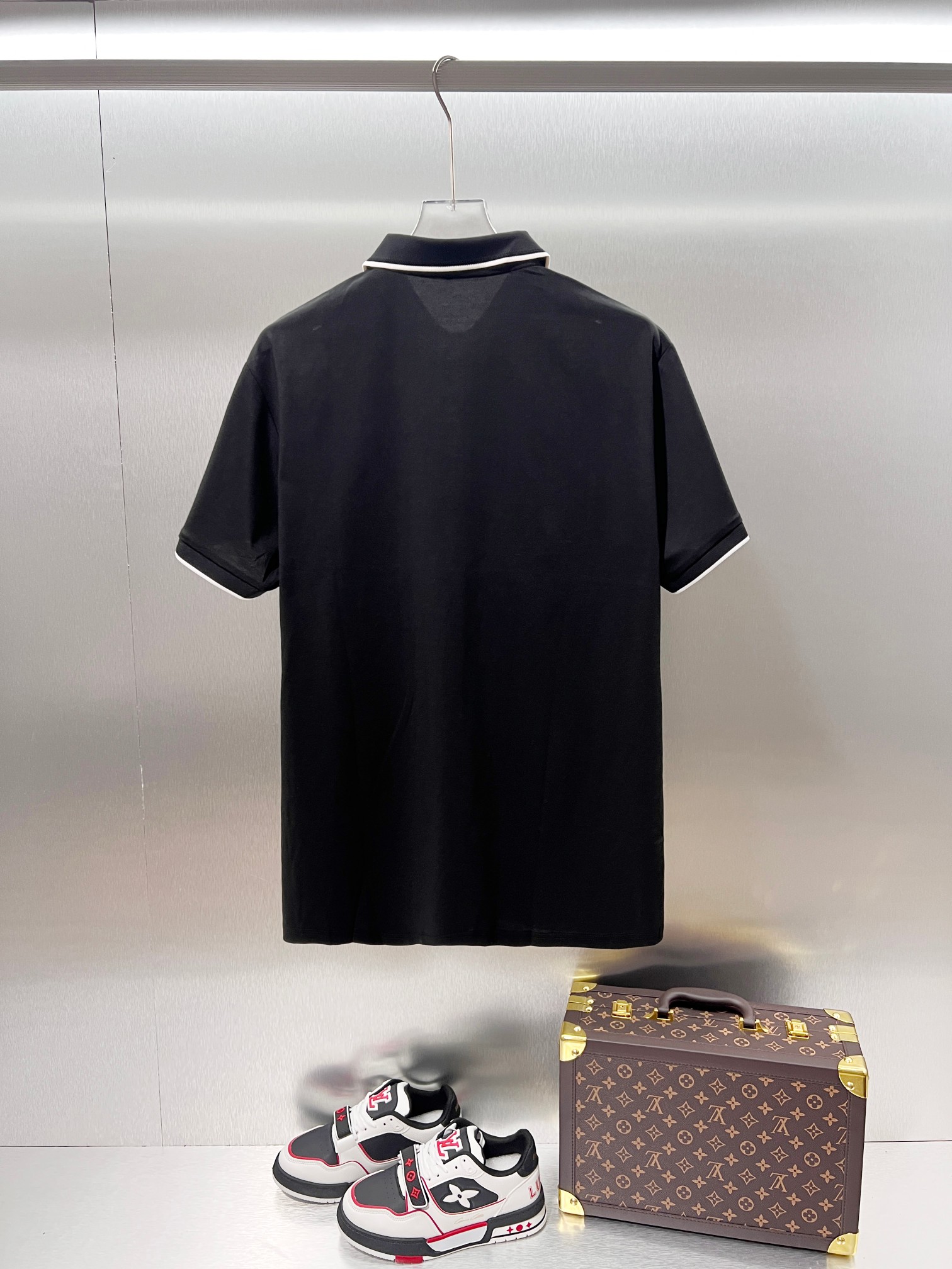 Cheap Louis Vuitton Polo T-Shirts for Men in 210941, $30 USD- [IB210941] - Replica Louis Vuitton Polo T-Shirts for Men