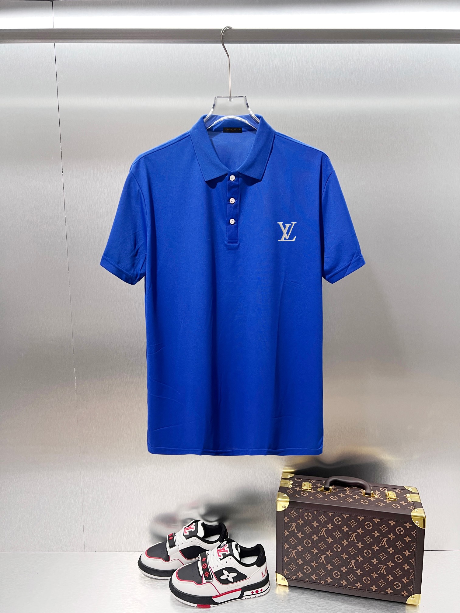 Cheap Louis Vuitton Polo T-Shirts for Men in 210945, $30 USD- [IB210945] - Replica Louis Vuitton Polo T-Shirts for Men