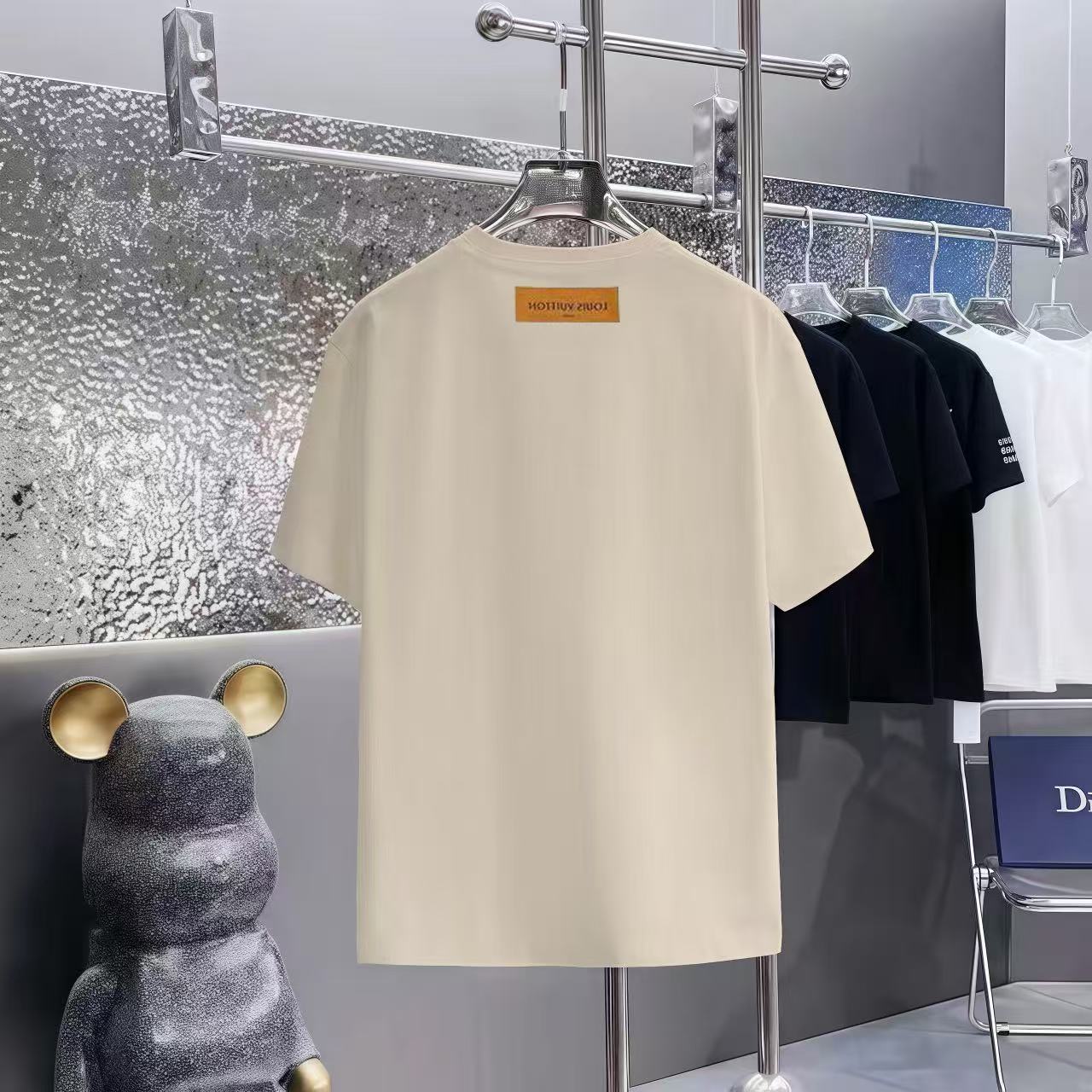 Cheap Louis Vuitton T-Shirts for Men in 211026, $30 USD- [IB211026] - Replica Louis Vuitton T-Shirts for Men