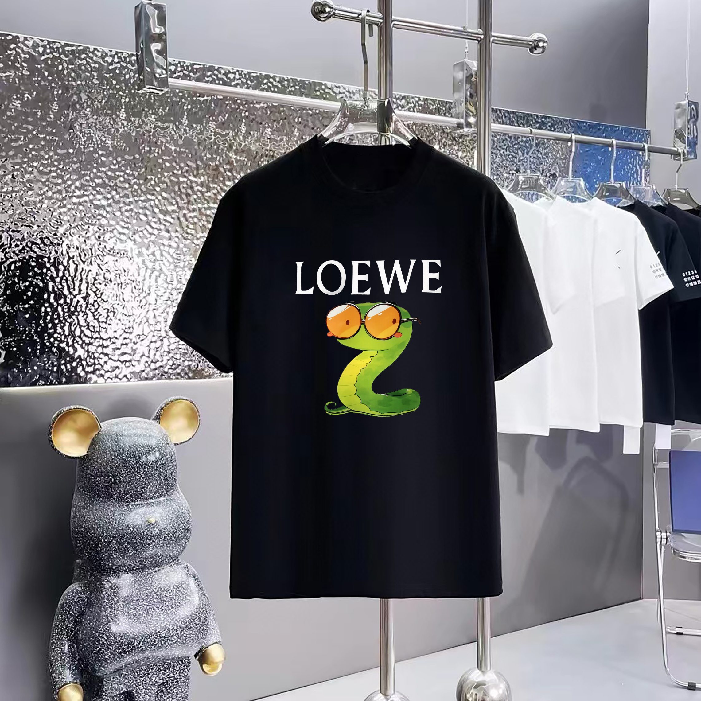 Cheap LOEWE T-shirts in 211033, $30 USD- [IB211033] - Replica LOEWE T-shirts