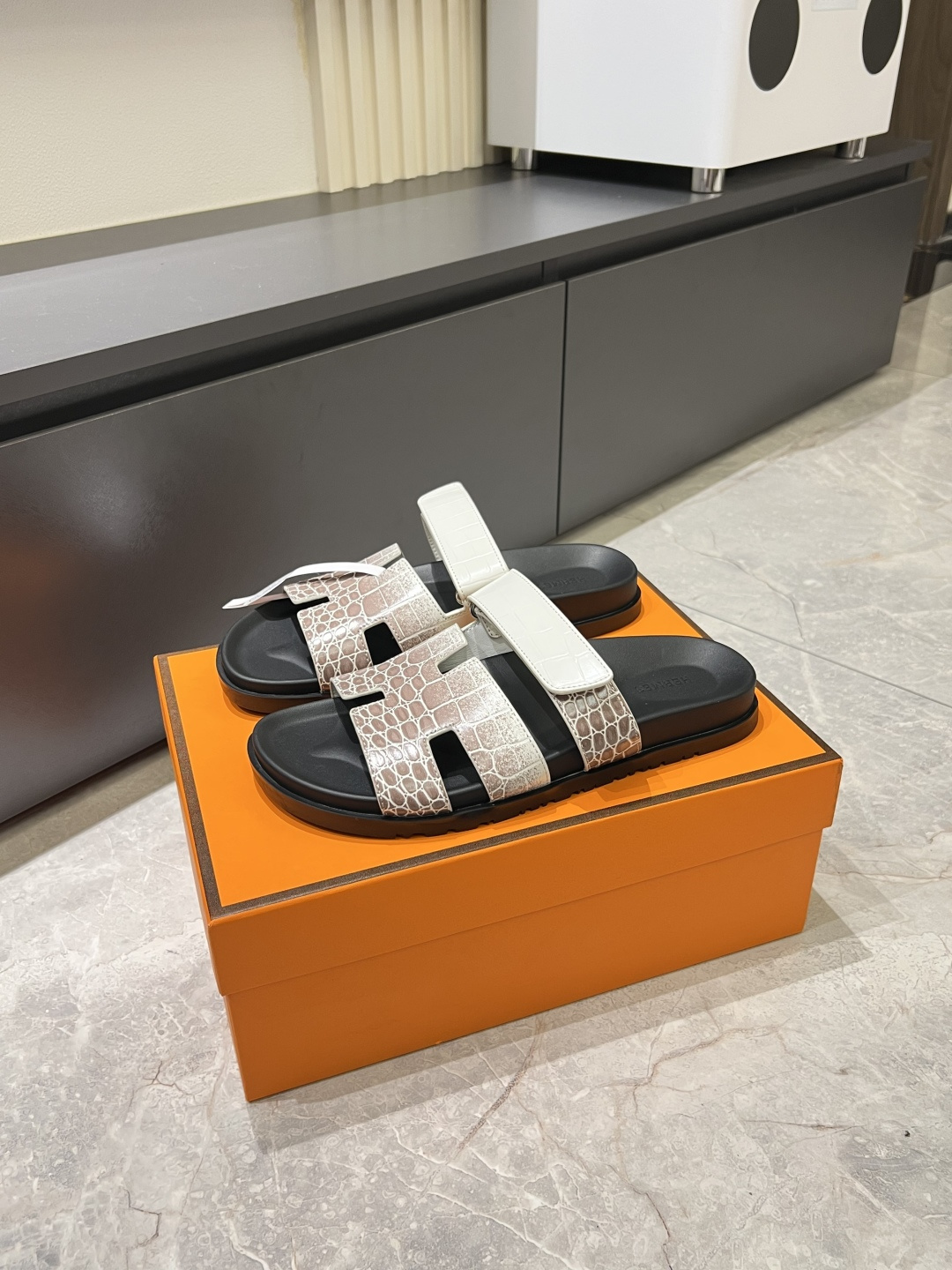 Cheap Hermes Slippers For Men in 211182, $40 USD- [IB211182] - Replica Hermes Slippers For Men