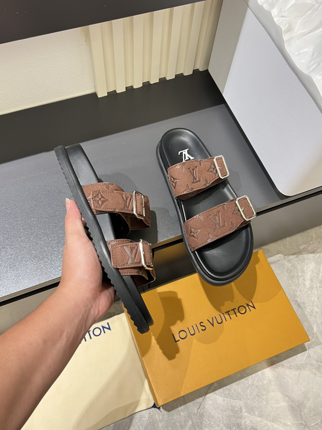 Cheap Louis Vuitton Slippers For Men in 211231, $50 USD- [IB211231] - Replica Louis Vuitton Slippers For Men