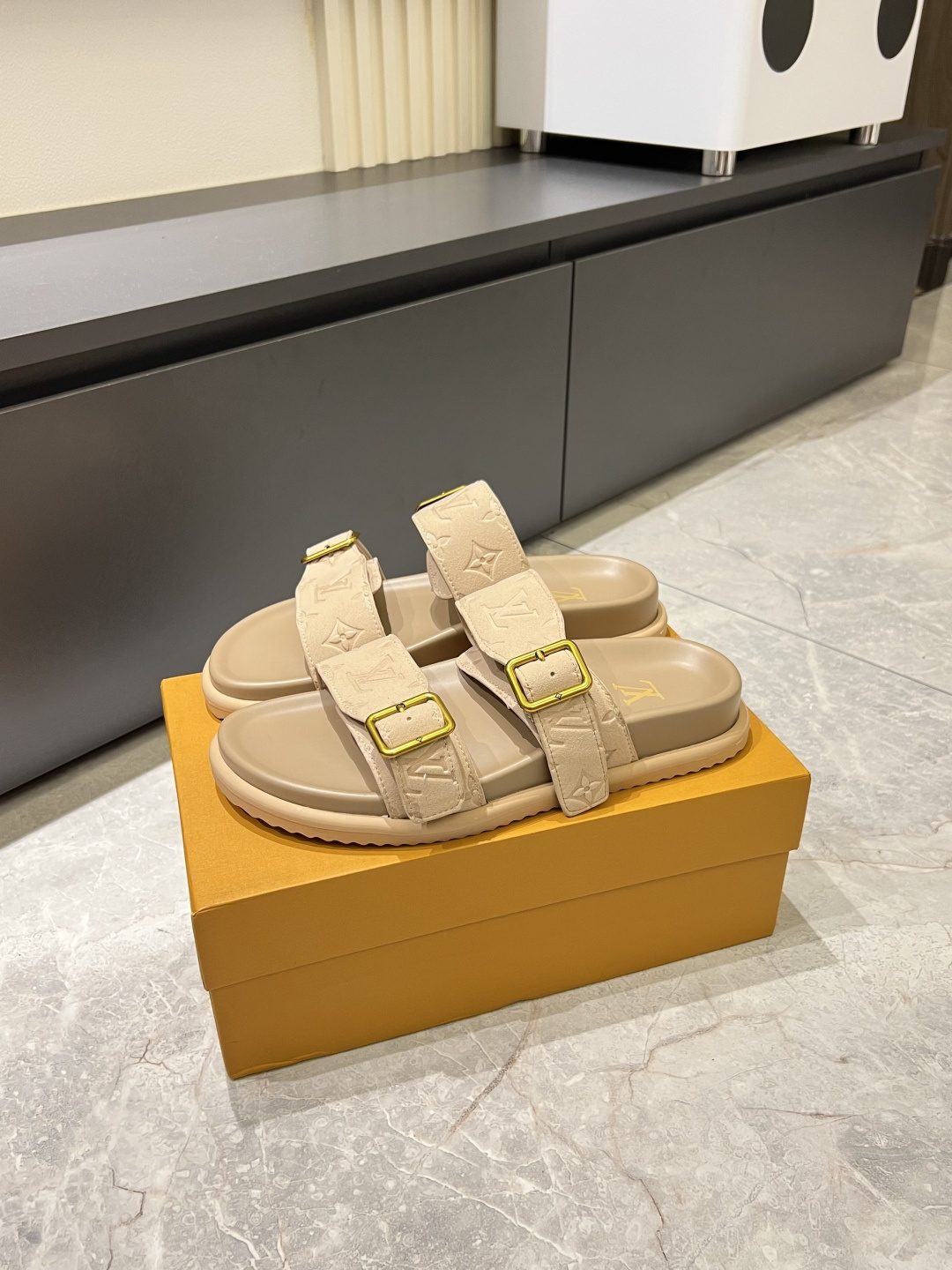 Cheap Louis Vuitton Slippers For Men in 211232, $50 USD- [IB211232] - Replica Louis Vuitton Slippers For Men