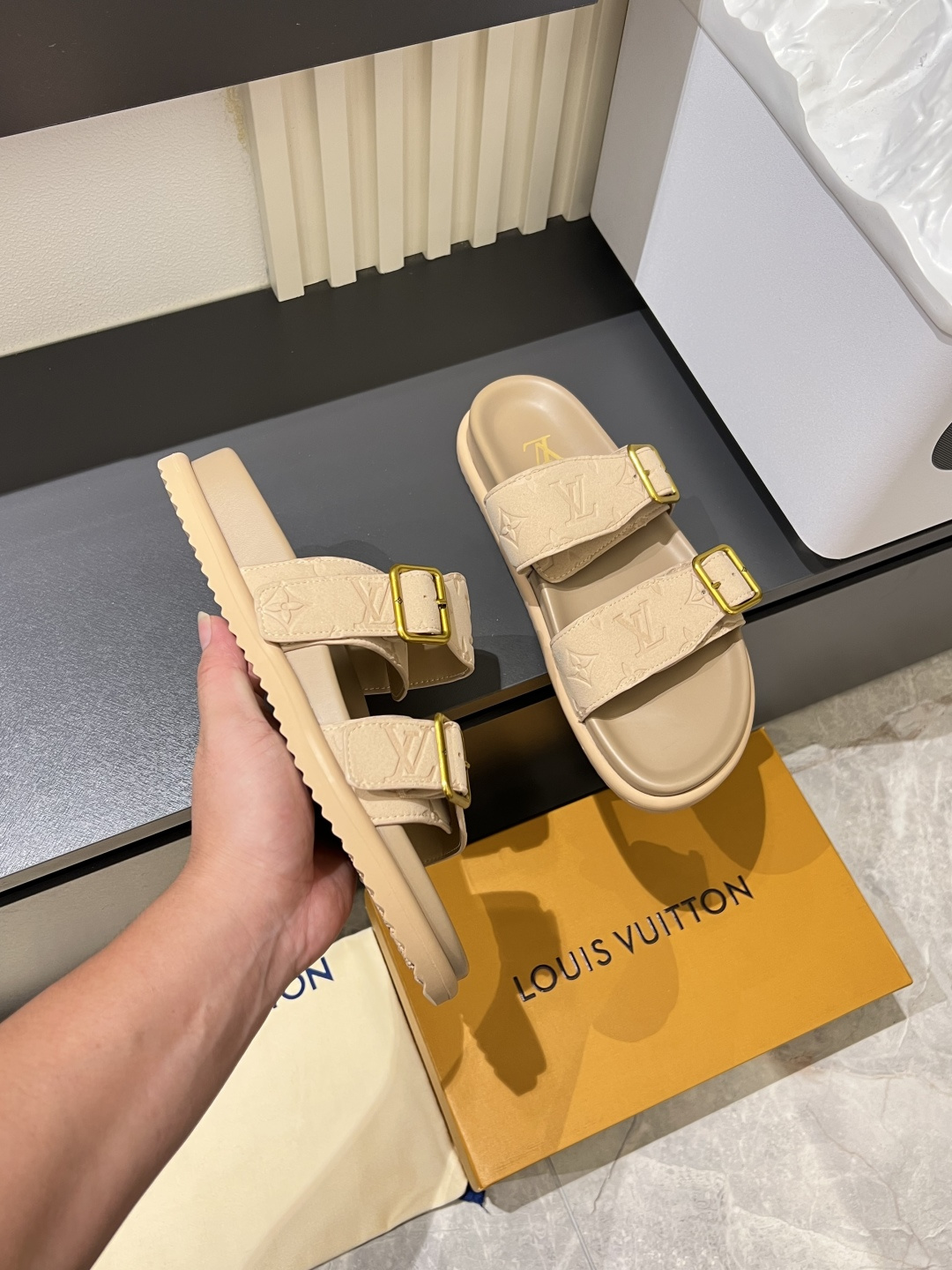 Cheap Louis Vuitton Slippers For Men in 211232, $50 USD- [IB211232] - Replica Louis Vuitton Slippers For Men
