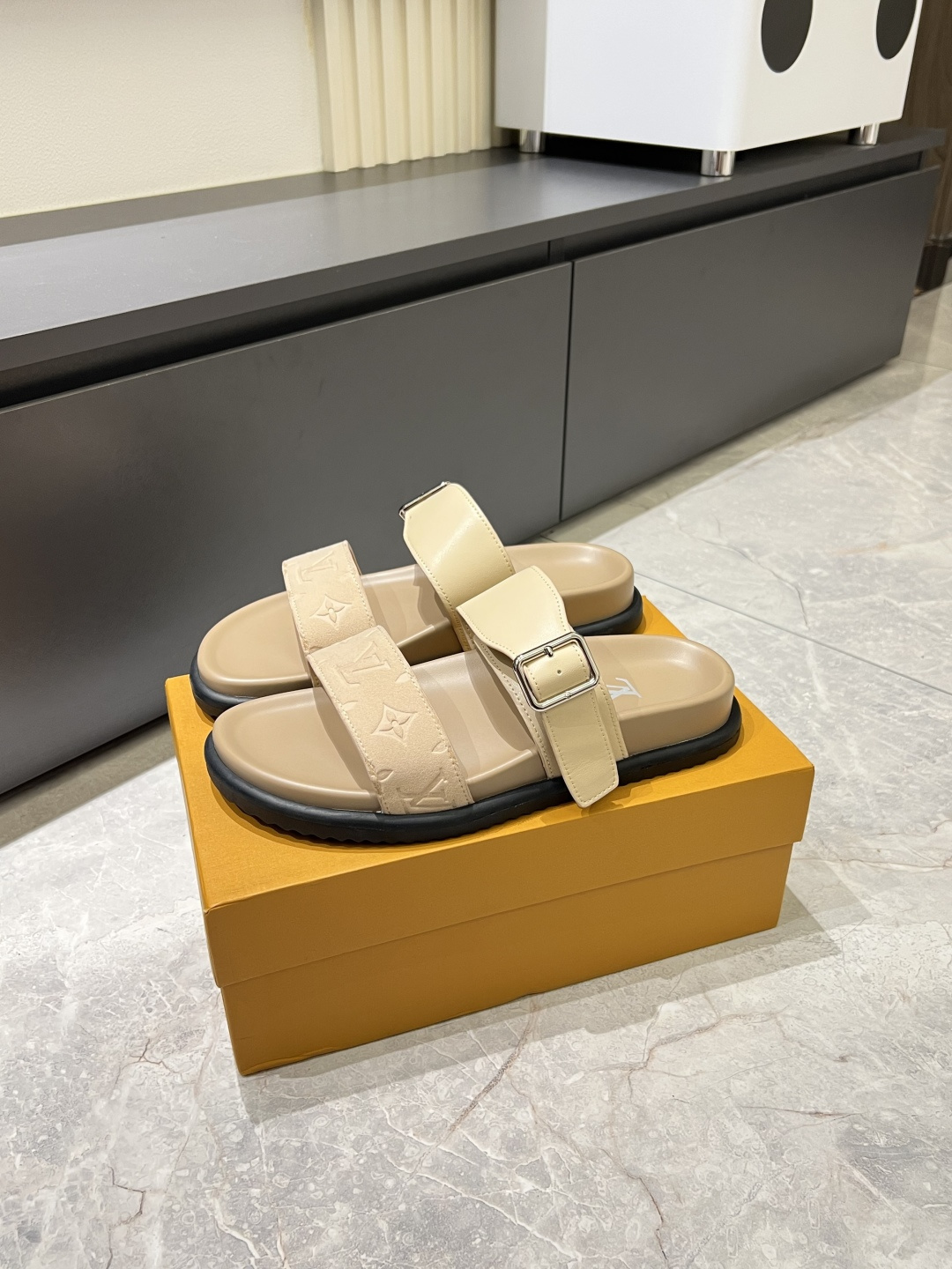 Cheap Louis Vuitton Slippers For Men in 211237, $50 USD- [IB211237] - Replica Louis Vuitton Slippers For Men