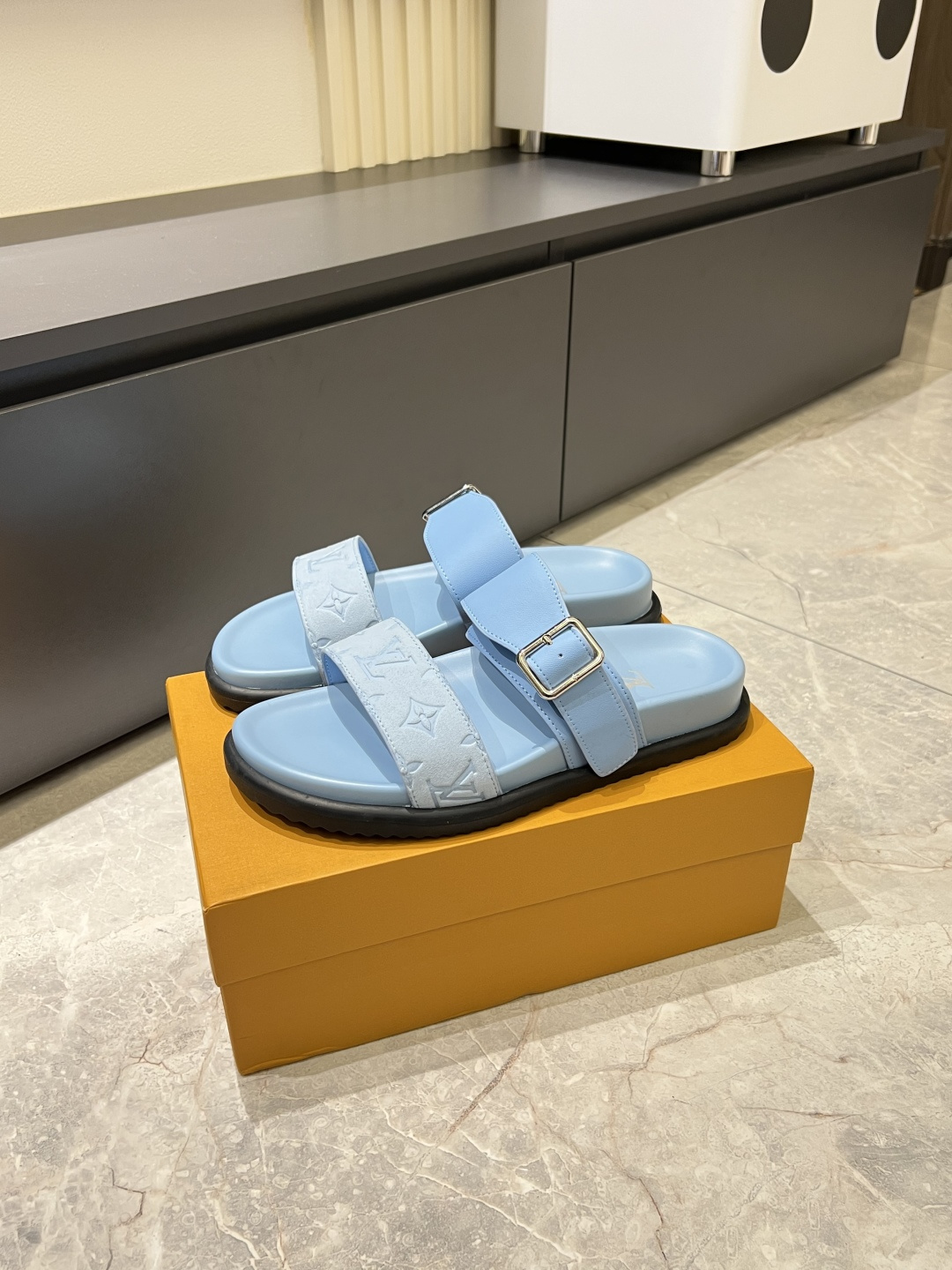Cheap Louis Vuitton Slippers For Men in 211244, $50 USD- [IB211244] - Replica Louis Vuitton Slippers For Men