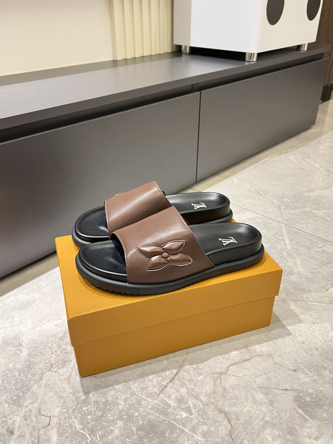 Cheap Louis Vuitton Slippers For Men in 211268, $45 USD- [IB211268] - Replica Louis Vuitton Slippers For Men