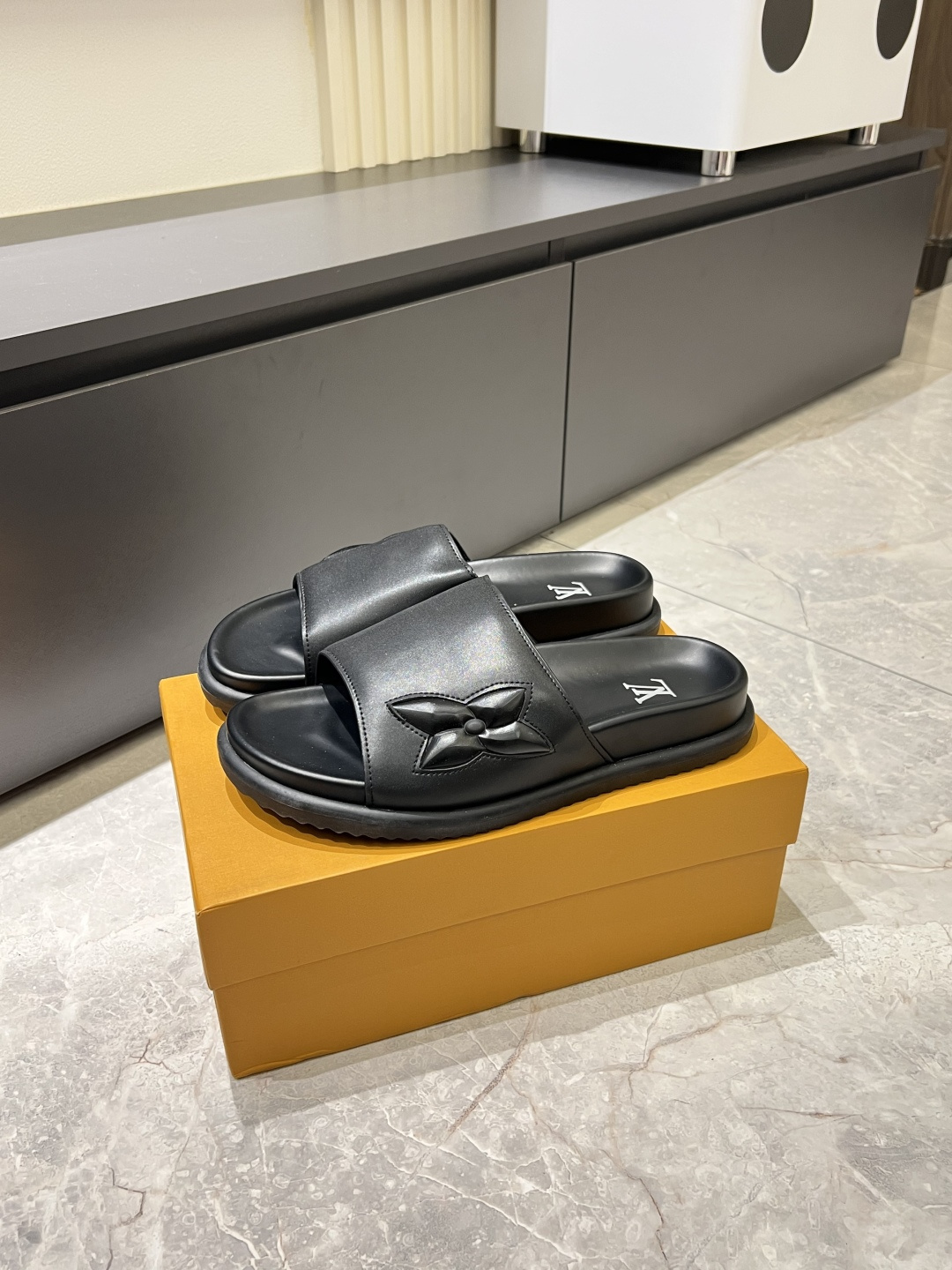 Cheap Louis Vuitton Slippers For Men in 211273, $45 USD- [IB211273] - Replica Louis Vuitton Slippers For Men