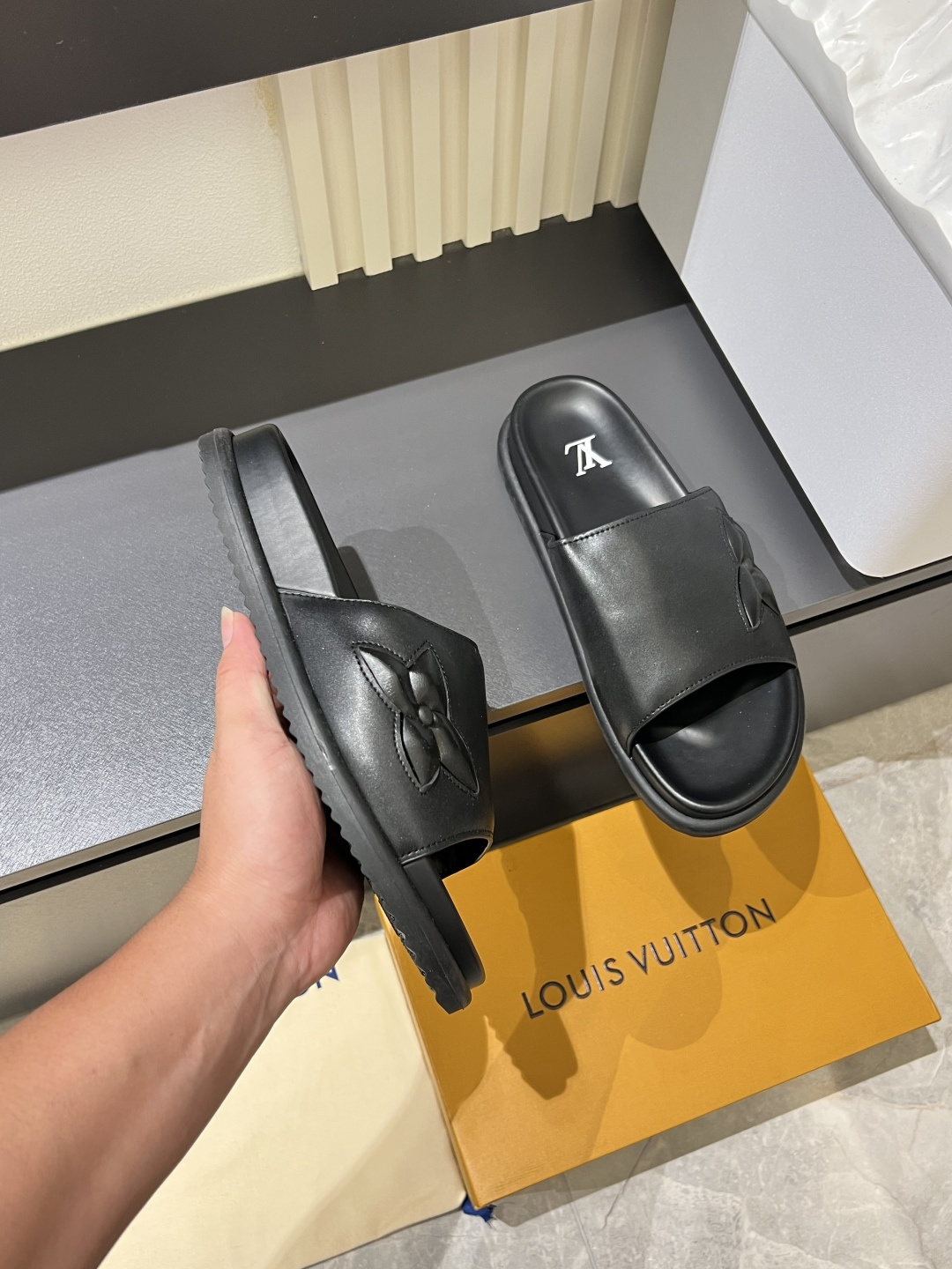 Cheap Louis Vuitton Slippers For Men in 211273, $45 USD- [IB211273] - Replica Louis Vuitton Slippers For Men